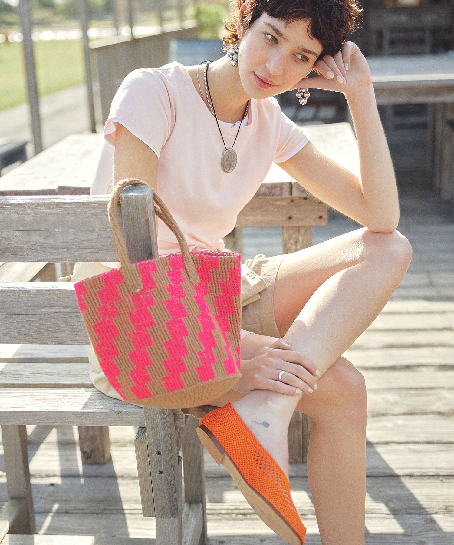 FRILL HEM TOP