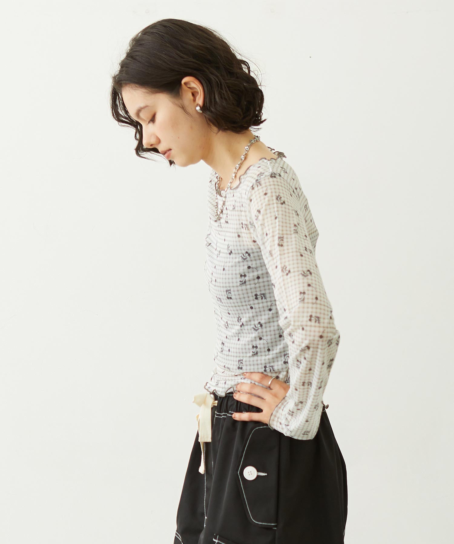 CHERRY MESH TOP