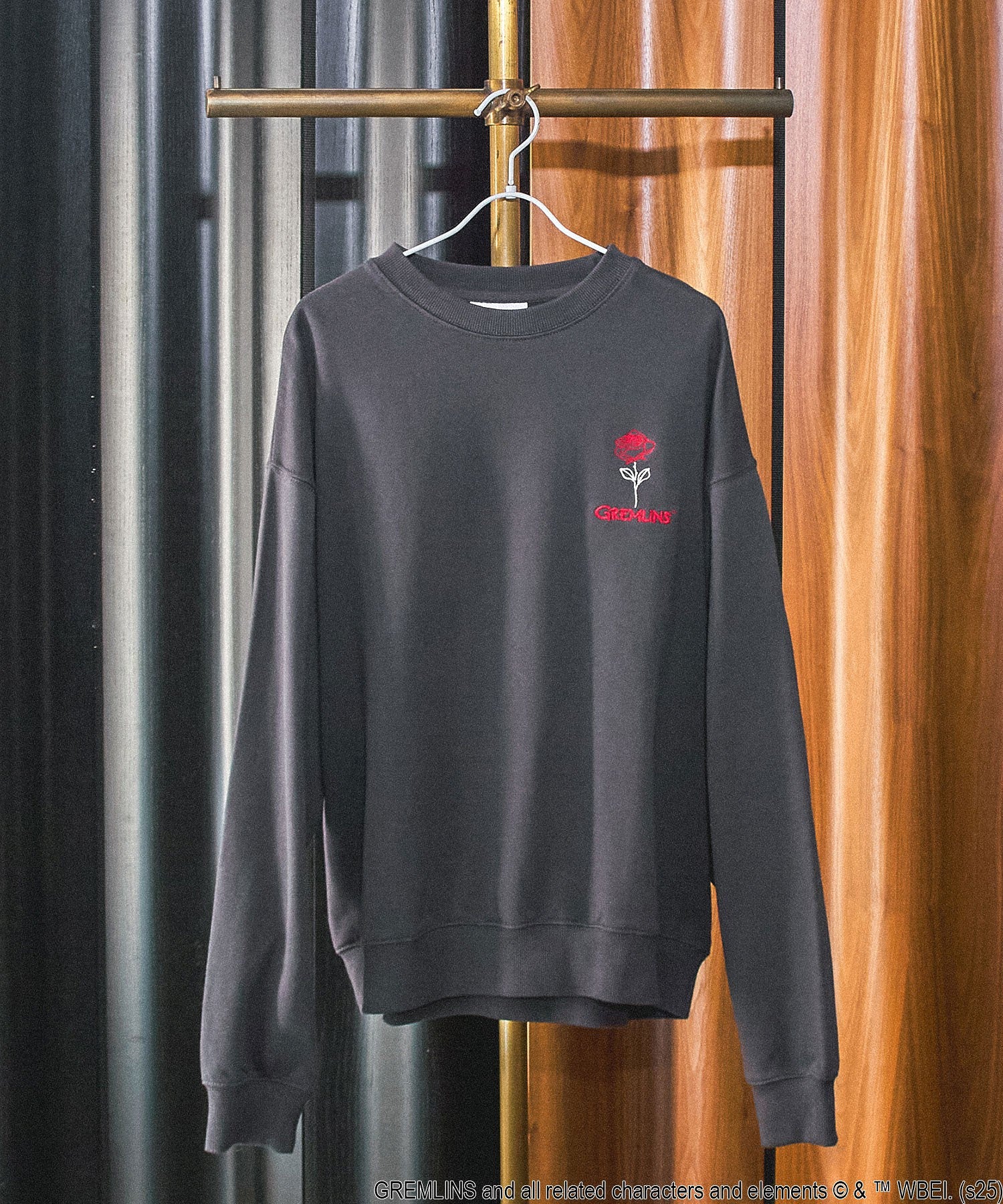 ROSEBUD LIMITED/GREMLINS BACK PRINT SWEAT