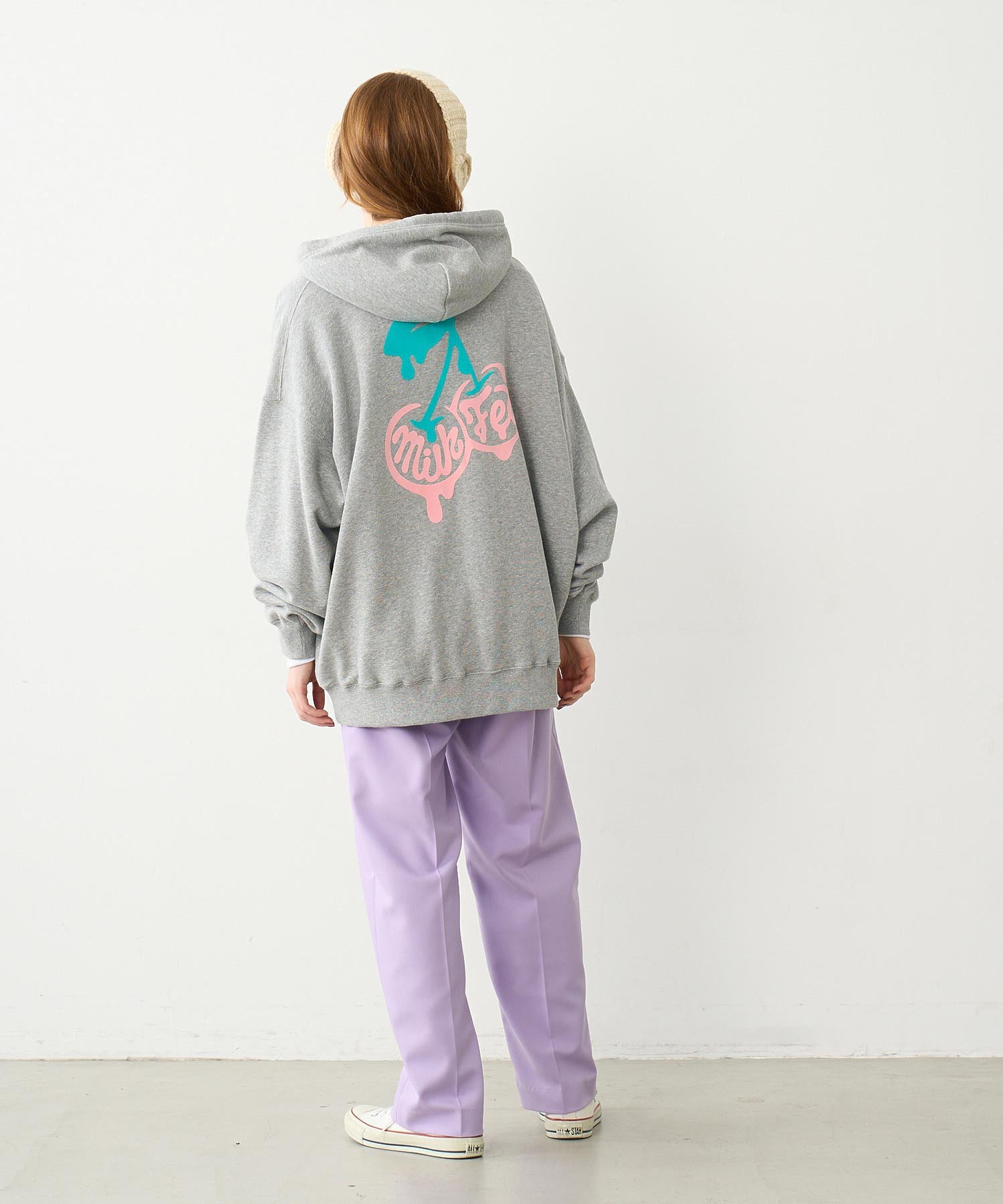 MELTY CHERRY SWEAT HOODIE