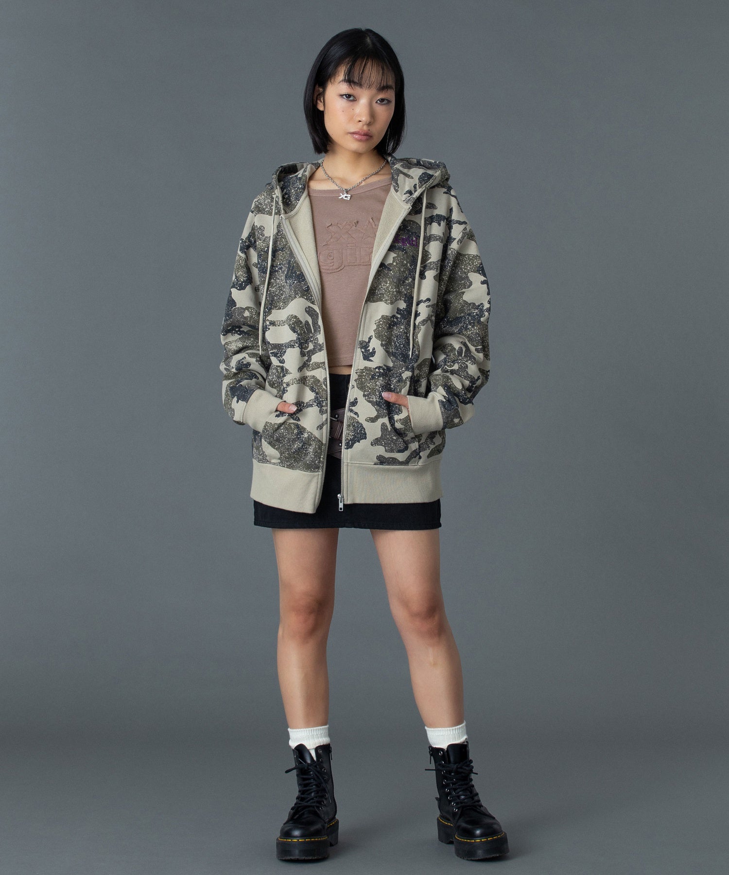 EMBROIDERED LOGO ZIP UP SWEAT HOODIE