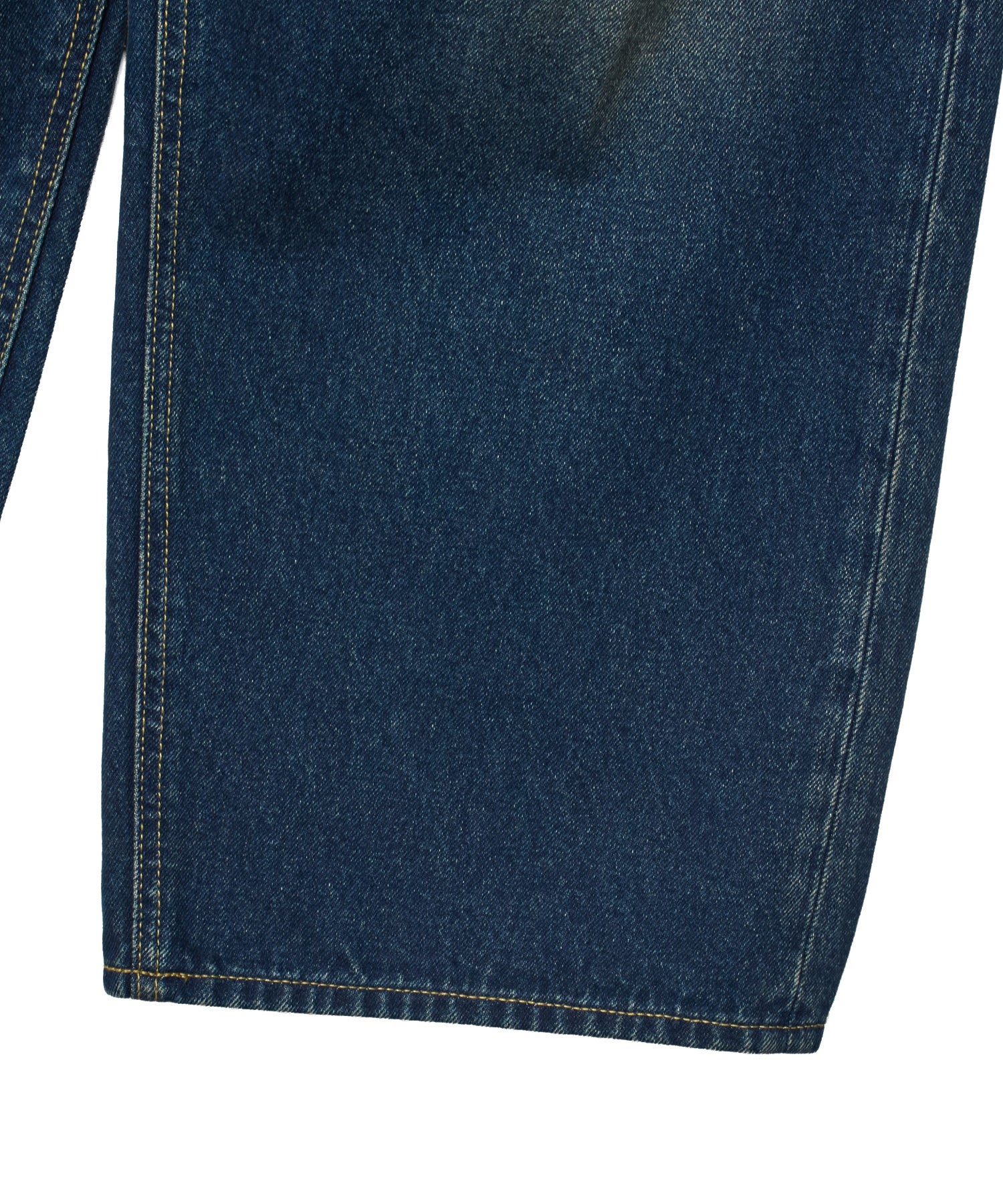 EMBLEM POCKET ASYMMETRIC WAIST DENIM PANTS