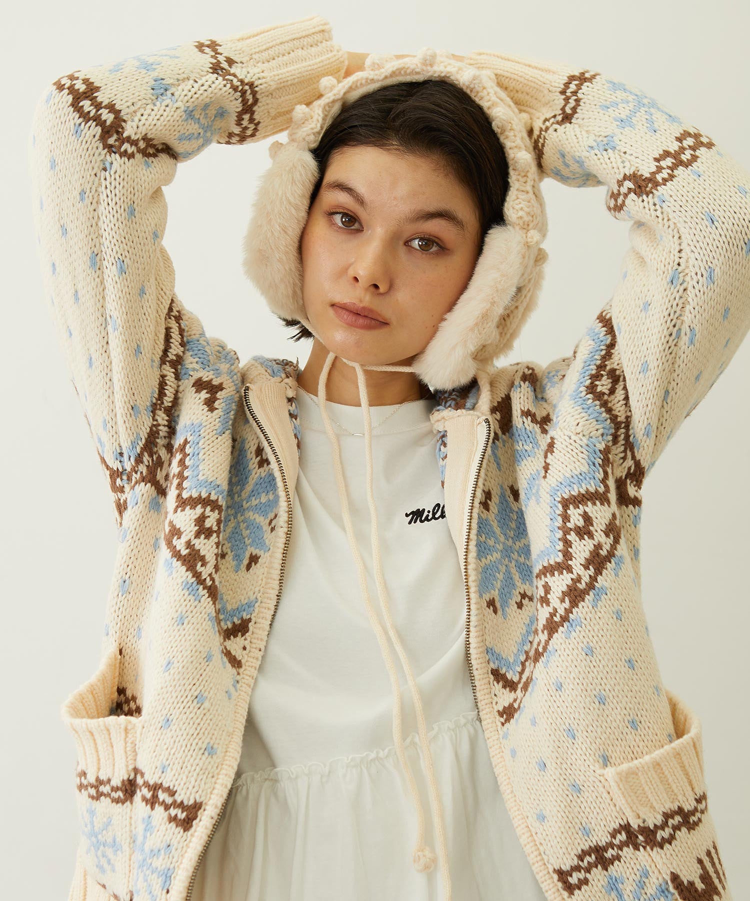 CABLE KNIT EARMUFFS