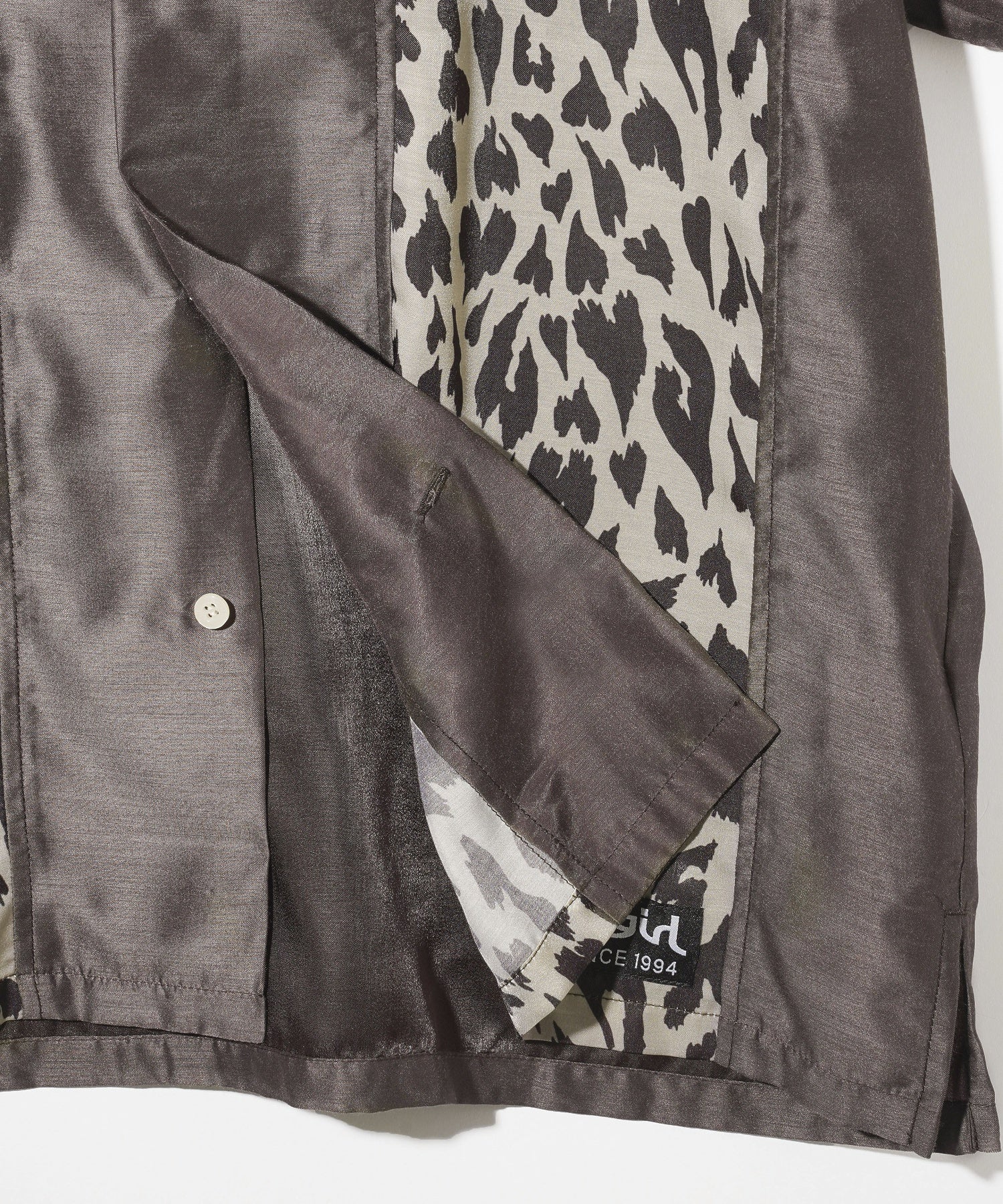 HEART LEOPARD S/S SHIRT