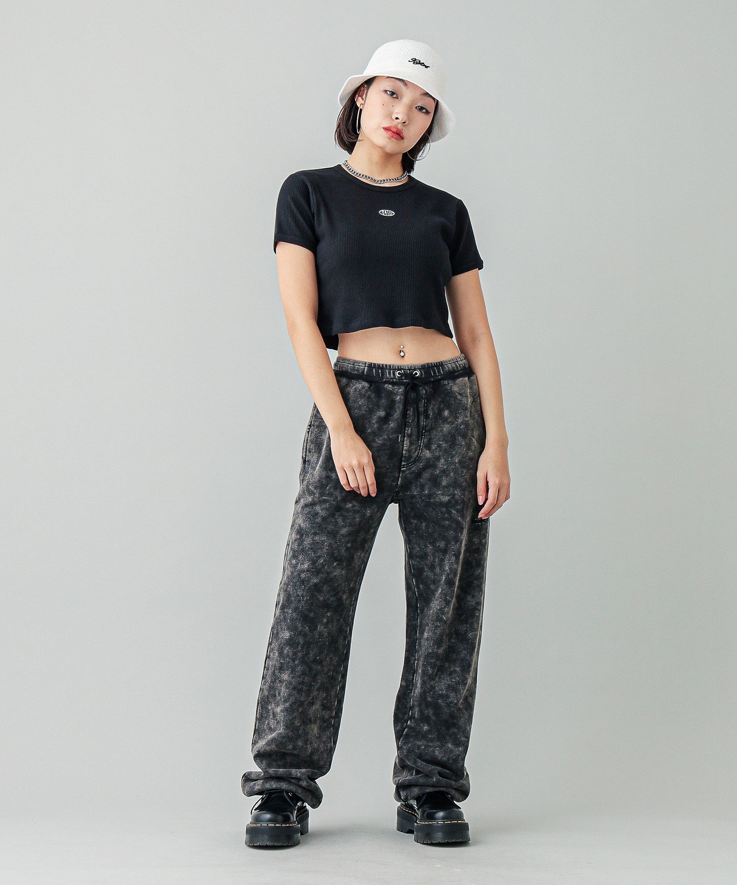 LOGO BUCKET HAT