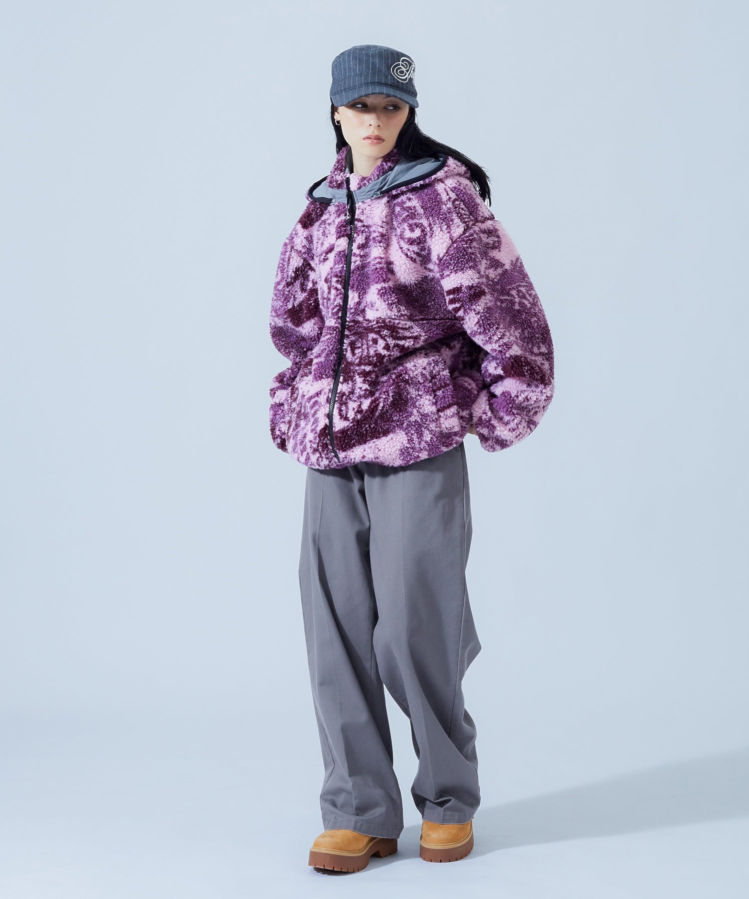 FACE LABEL FADED WIDE STRAIGHT EASY PANTS