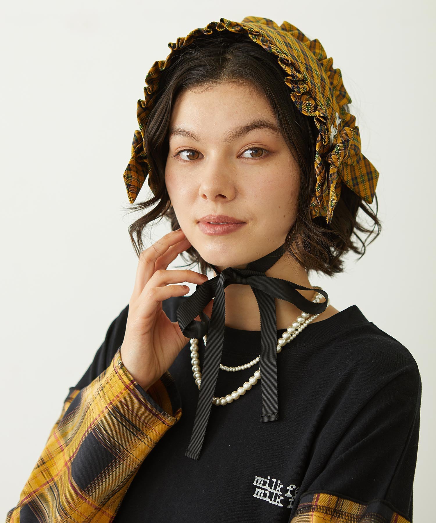 FRILLED TARTAN EARMUFFS