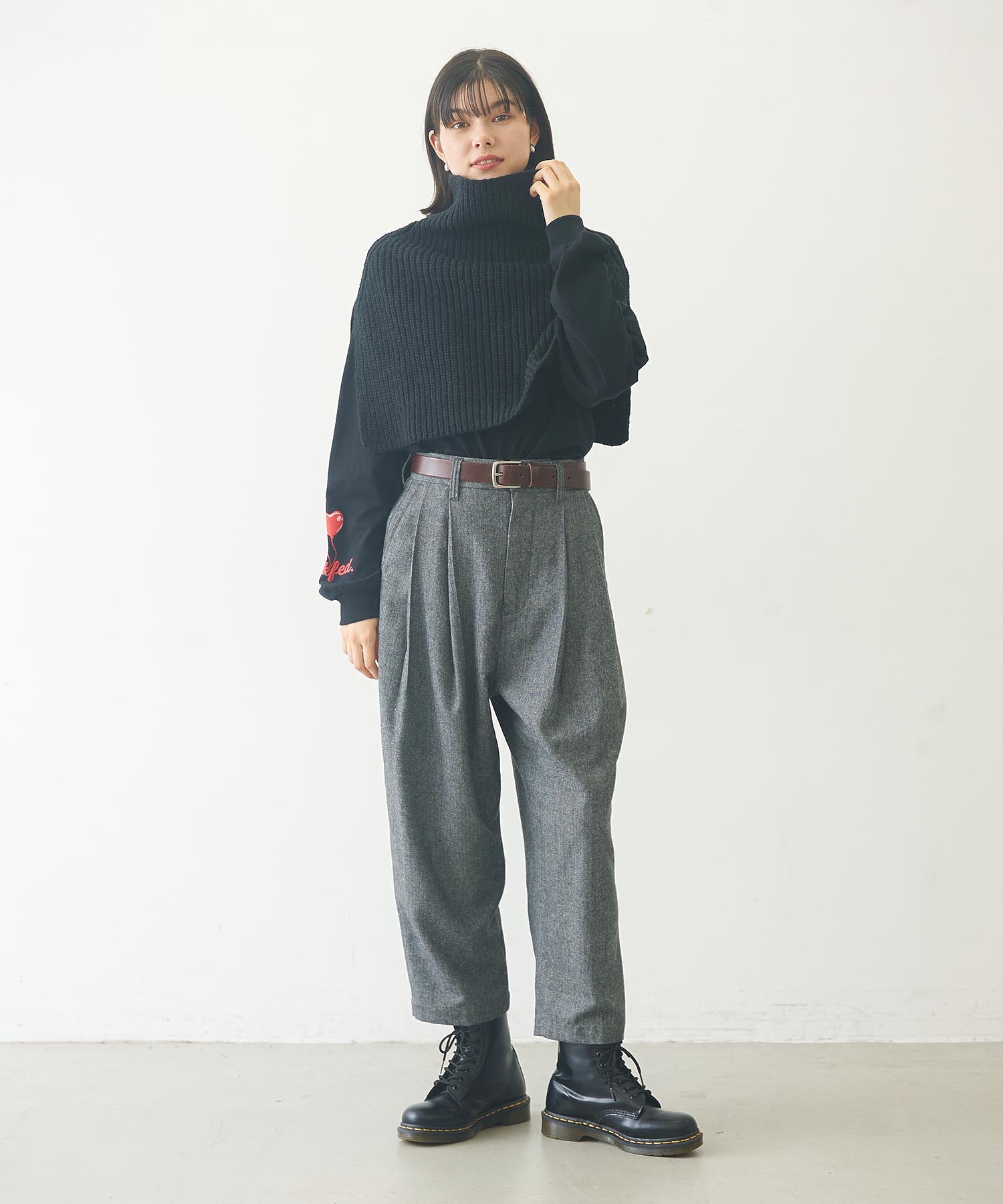 TAPERED CROPPED PANTS