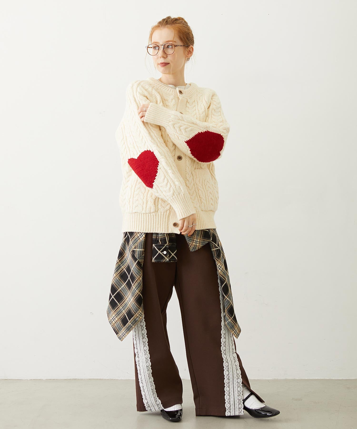 HEART ELBOW CABLE KNIT CARDIGAN
