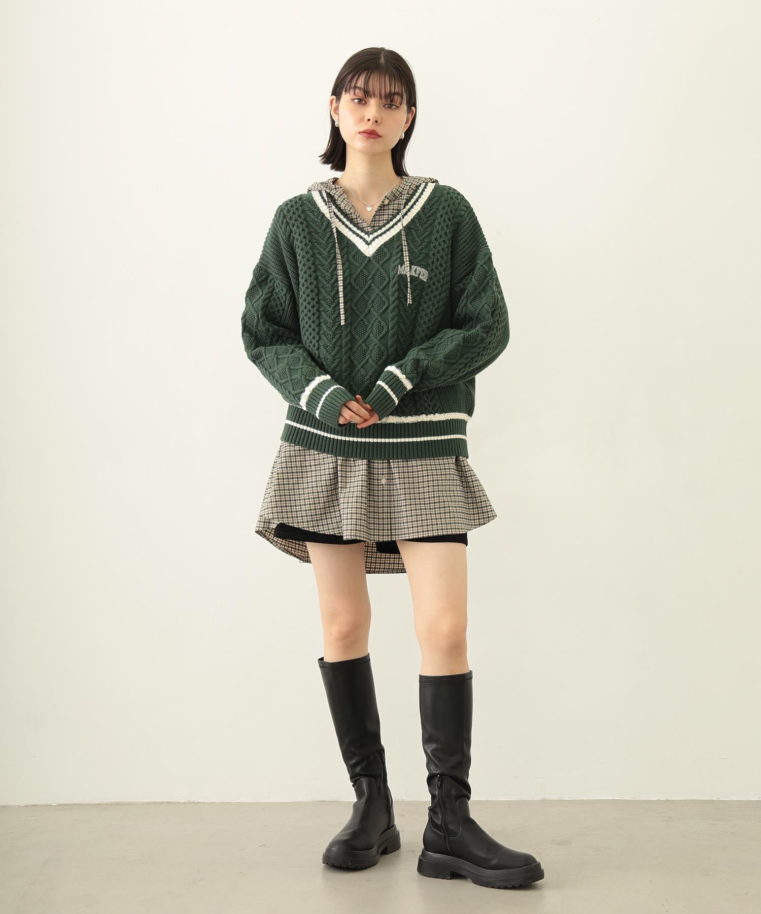 MILKFED. PATCH V-NECK KNIT