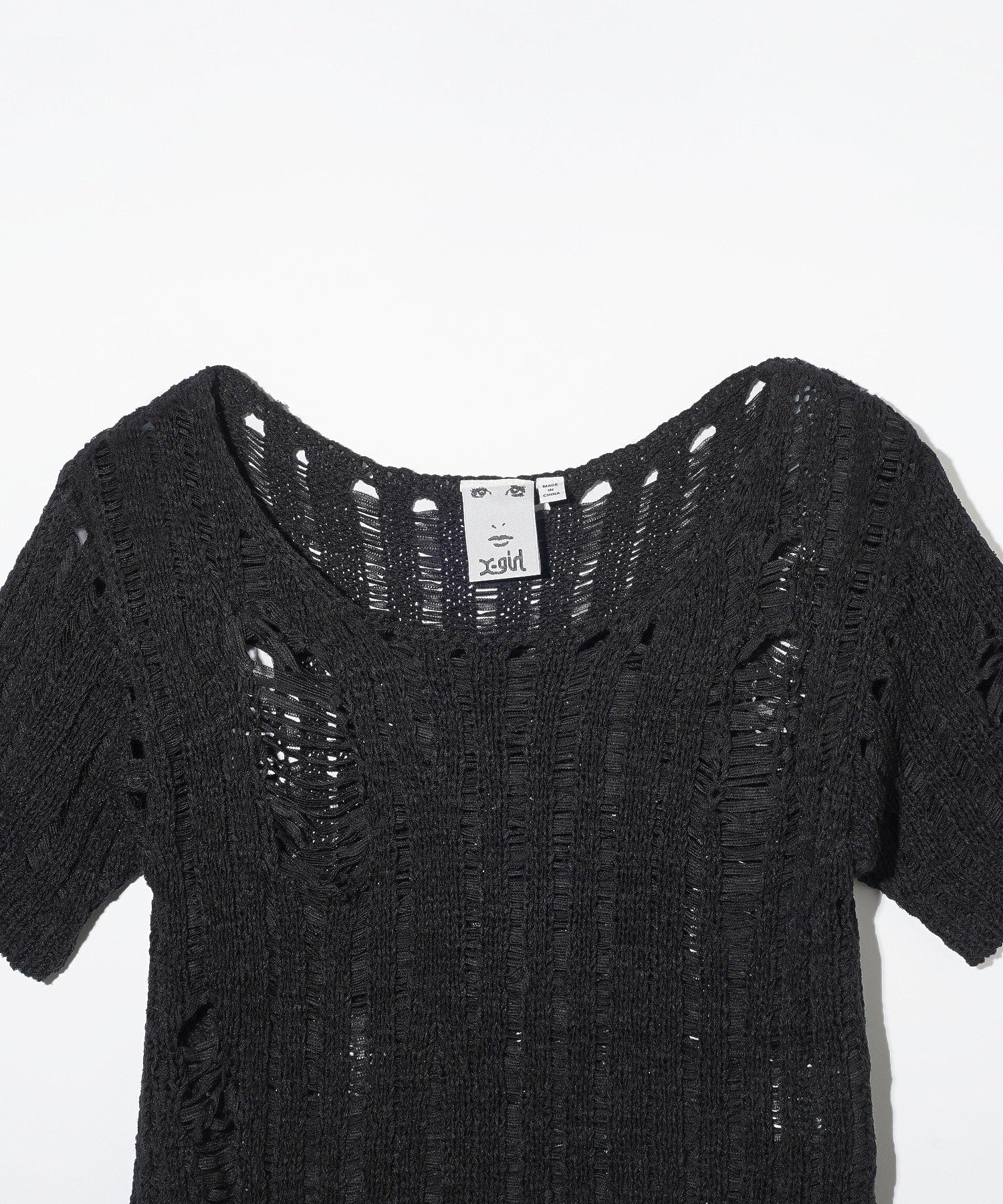 DISTRESSED TAPE YARN KNIT TOP