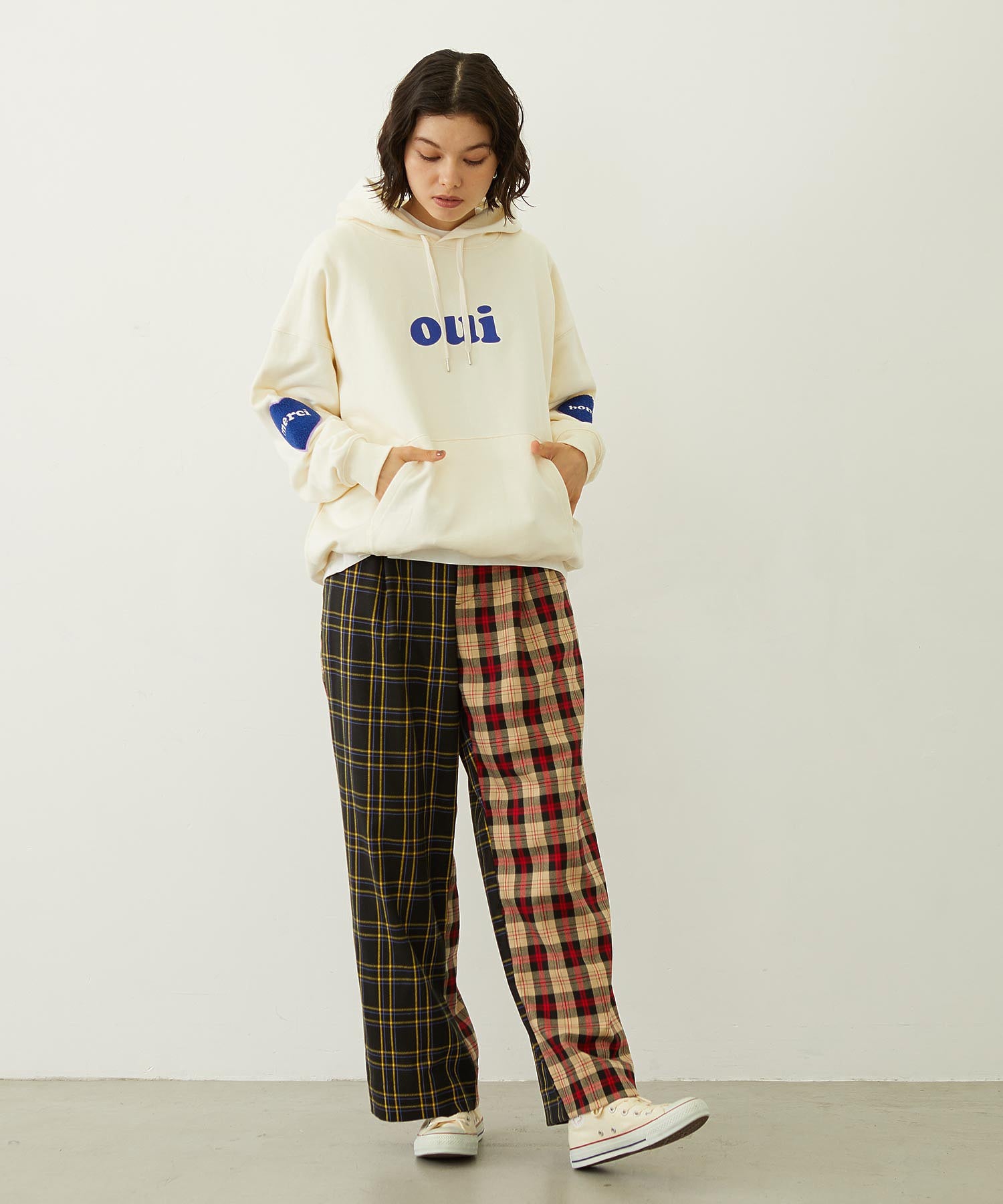 HEART ELBOW PATCH SWEAT HOODIE