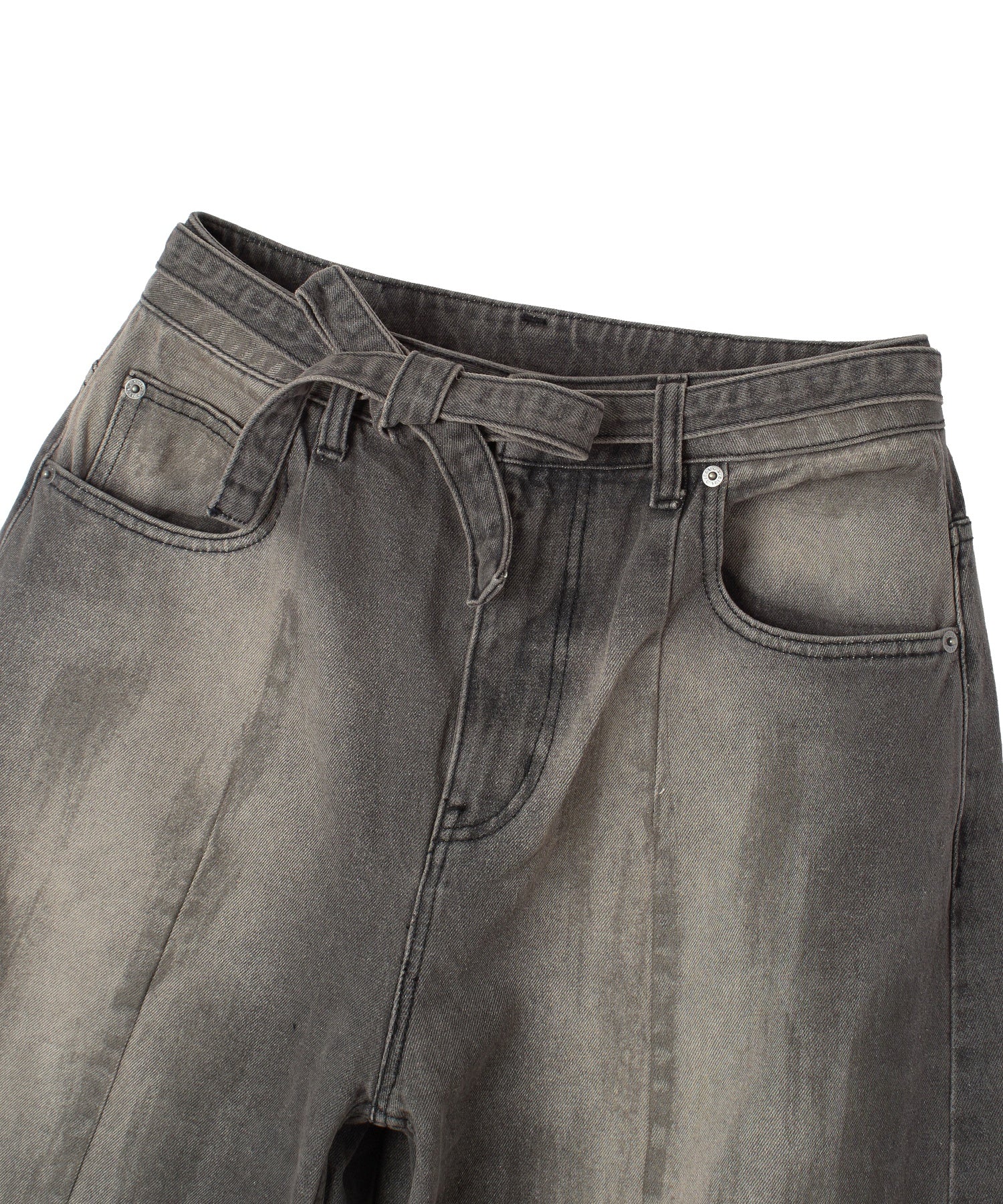 FADED FACE LABEL WIDE BAGGY DENIM PANTS