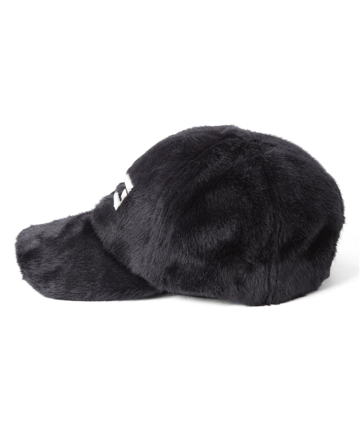 EMBROIDERED XG LOGO FUZZY CAP