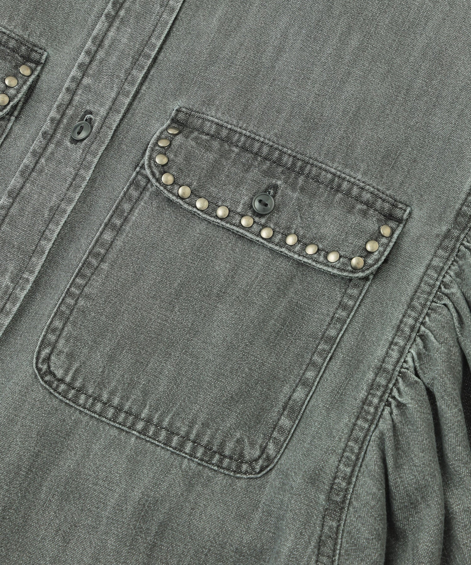 GENE HEAVENS/VOLUME SLEEVE DENIM SHIRT WITH STUDS