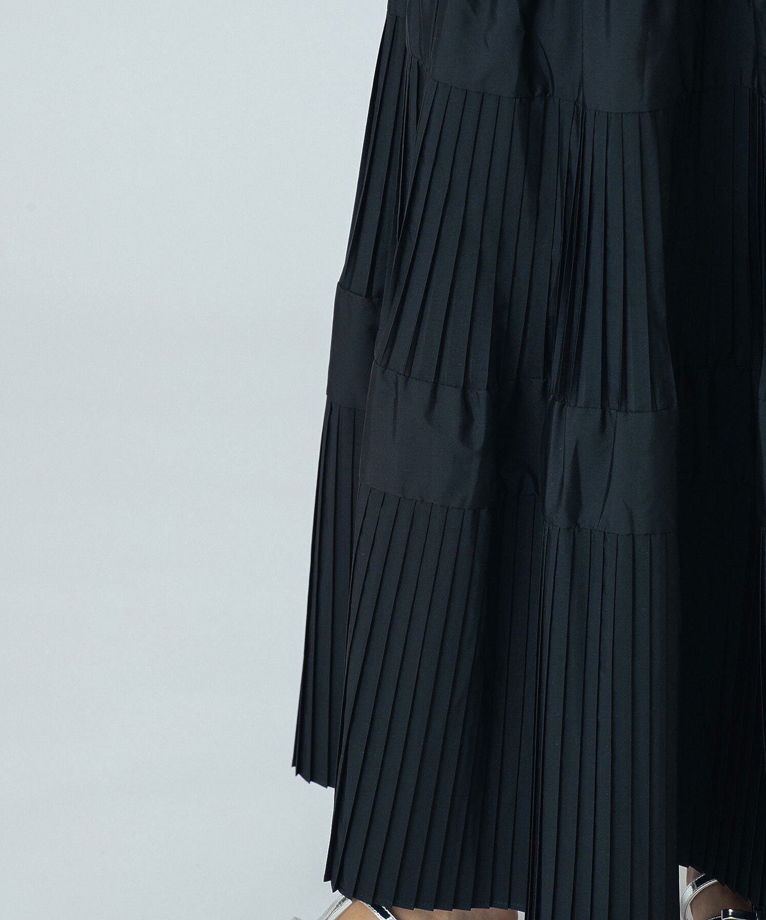 TIERED SKIRT