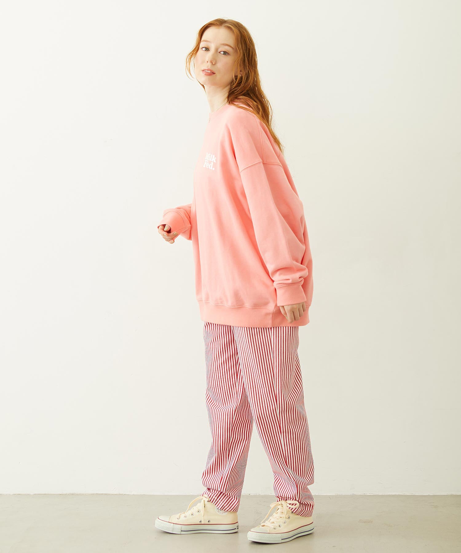 MILKFED. PLAID LOGO WIDE CREW SWEAT