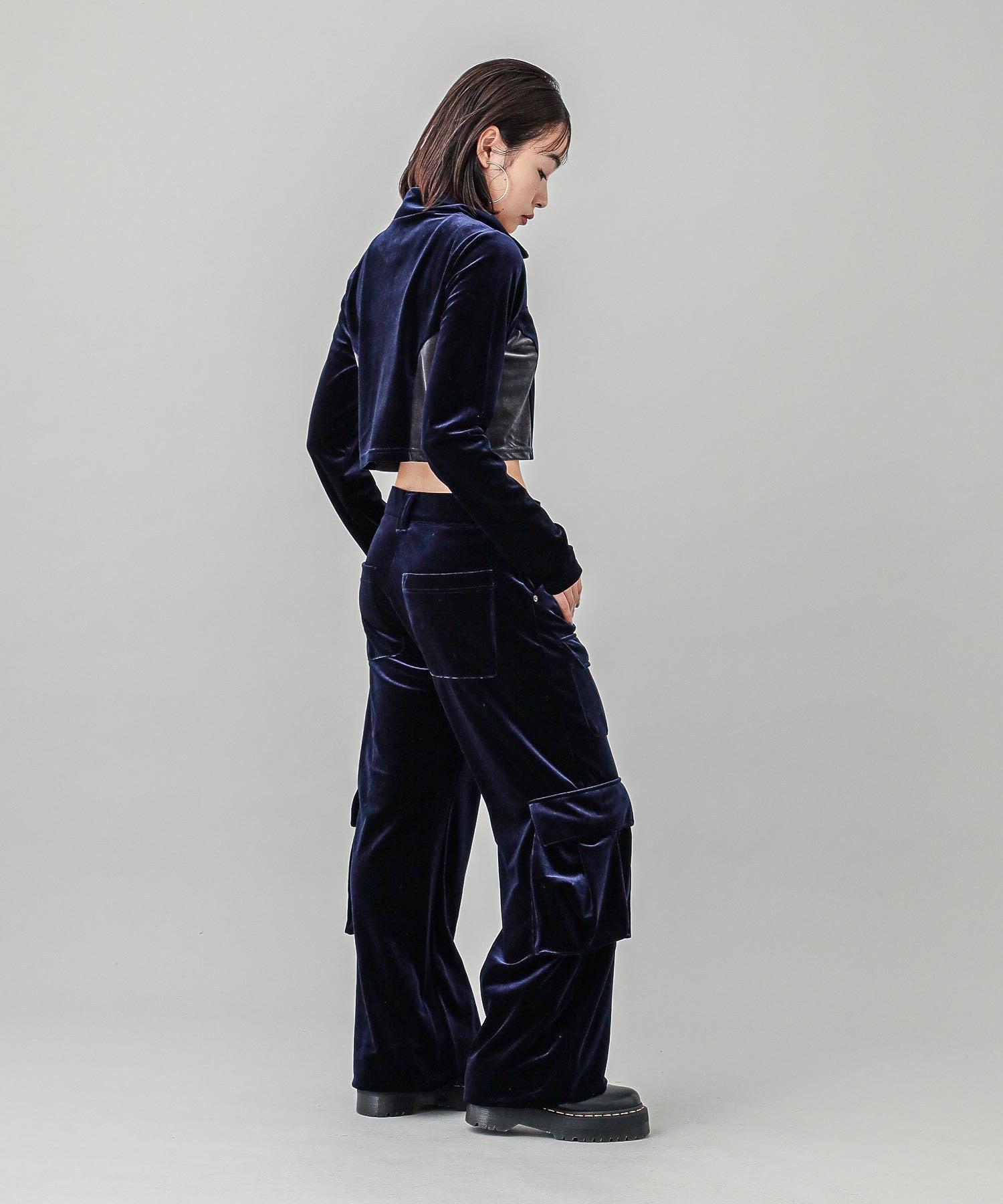 VELOUR HALF ZIP TOP