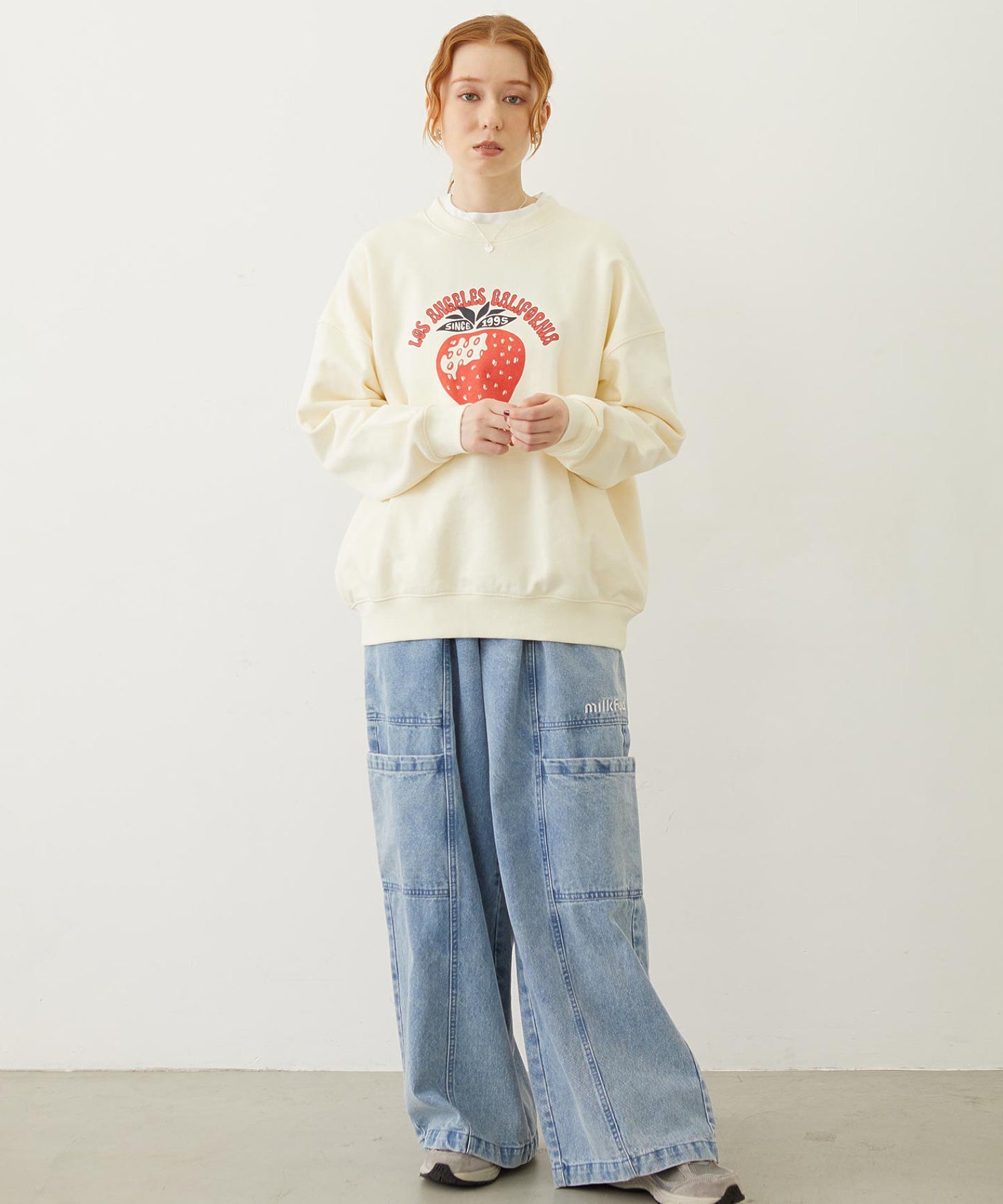 STRAWBERRY SWEAT TOP