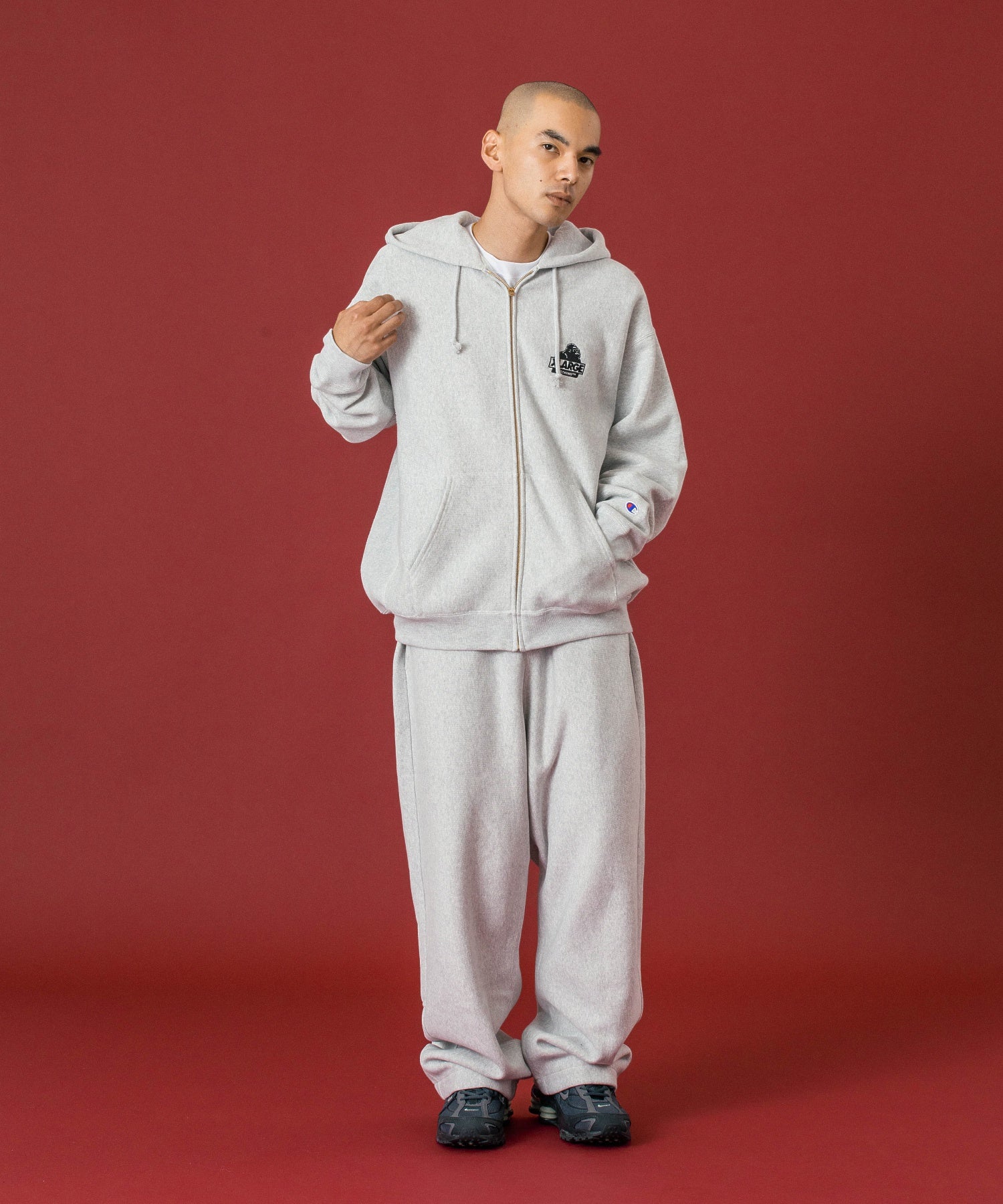 XLARGE×Champion REVERSE WEAVE ZIP UP HOODED SWEATSHIRT