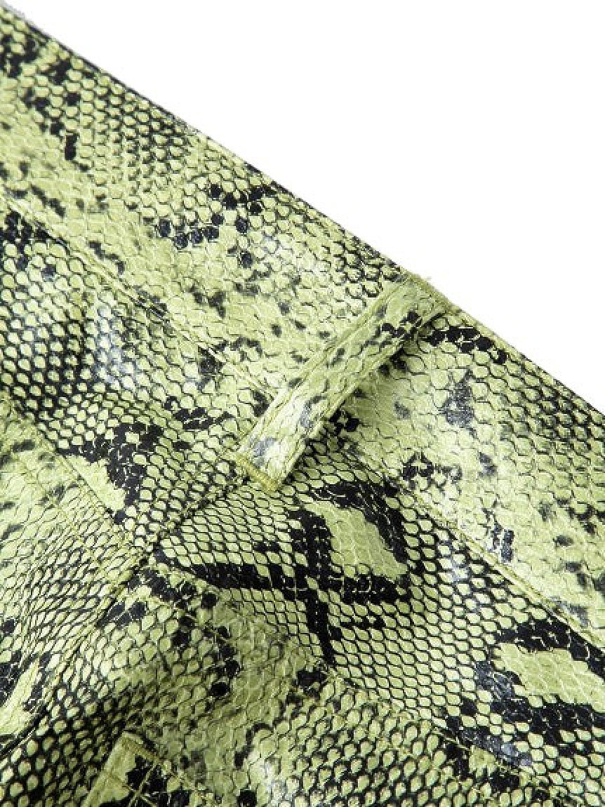 SNAKE PATTERN FLARE PANTS X-girl