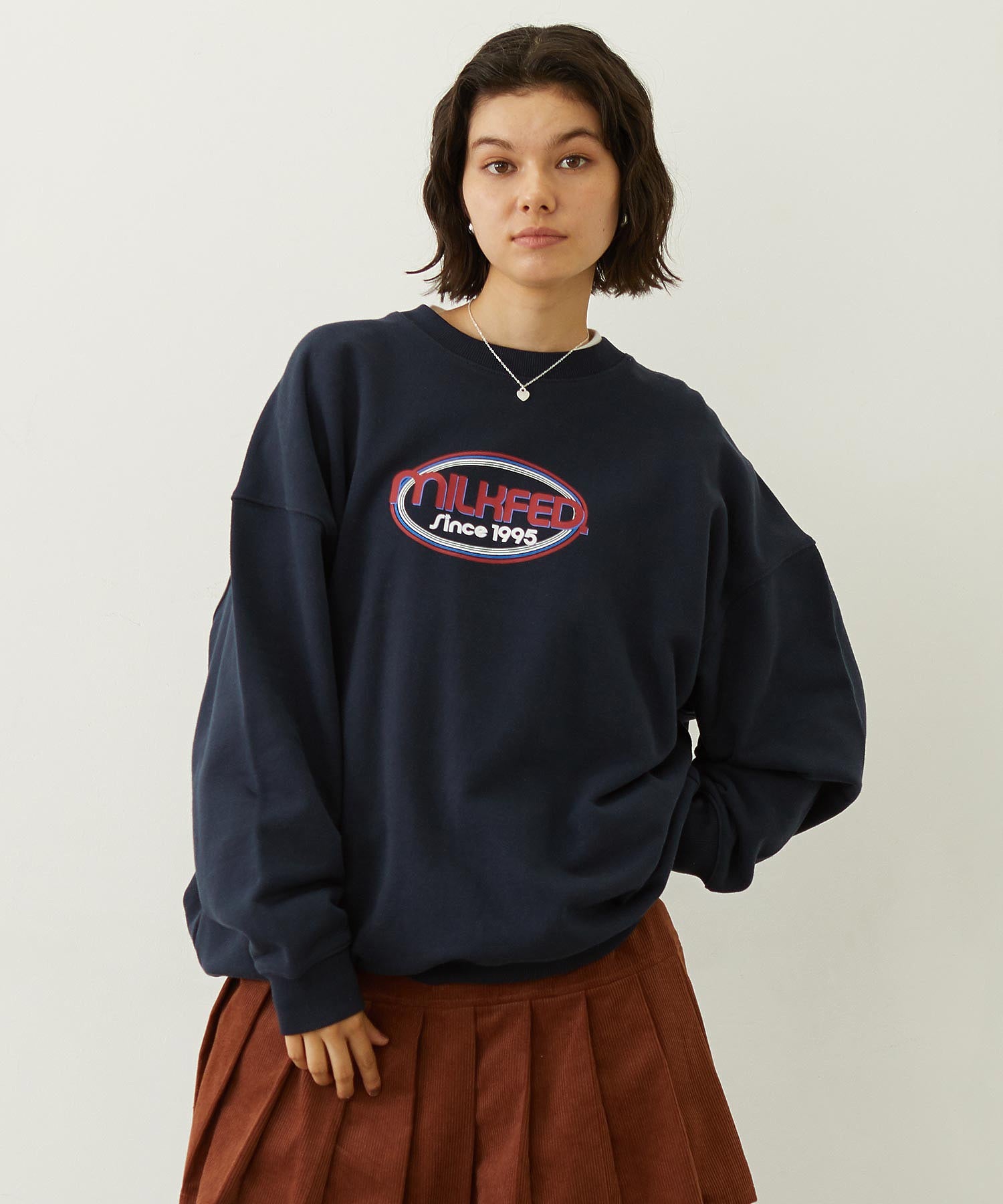 CIRCLE LOGO SWEAT TOP