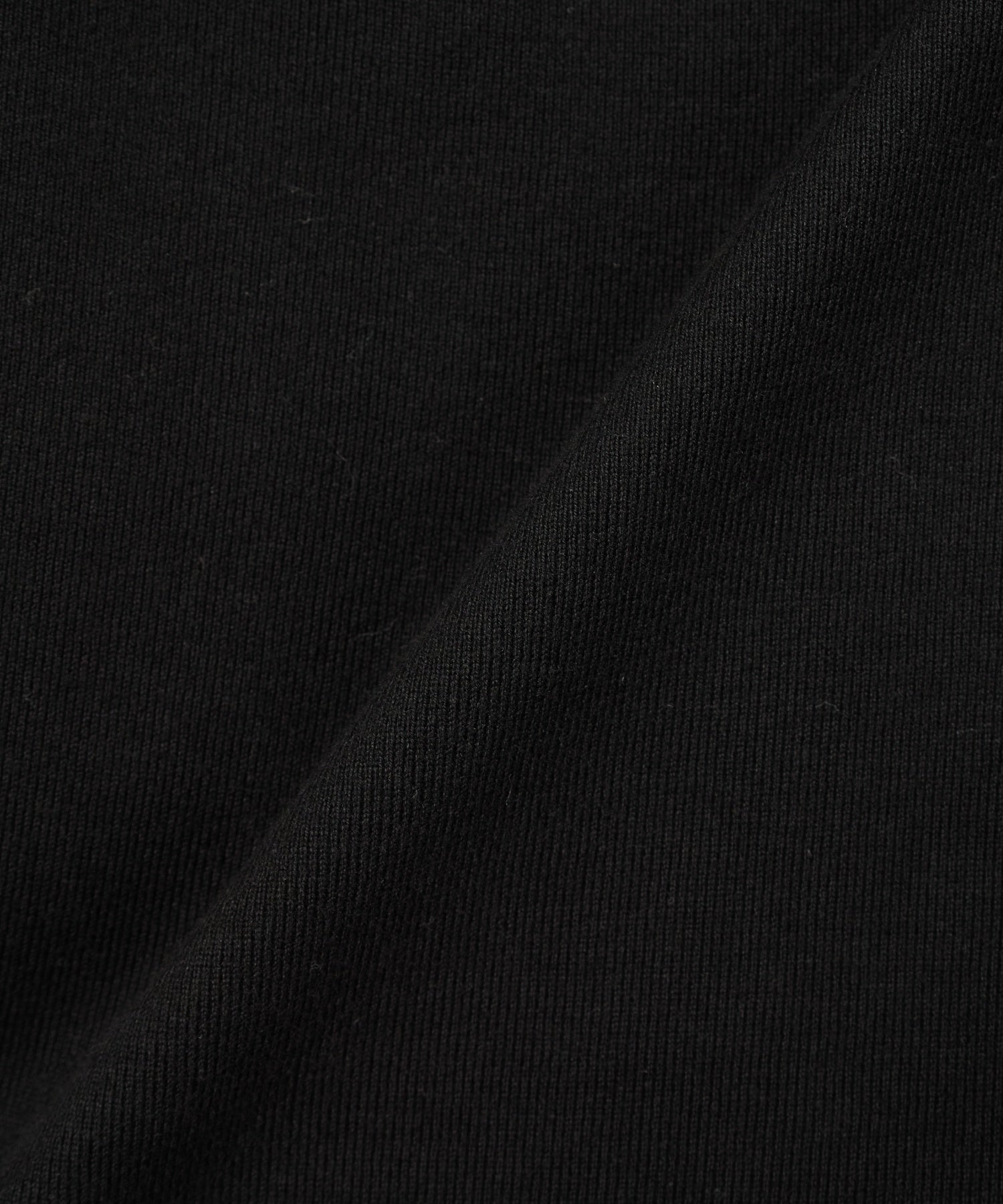 BACK SLIT COMPACT L/S TOP