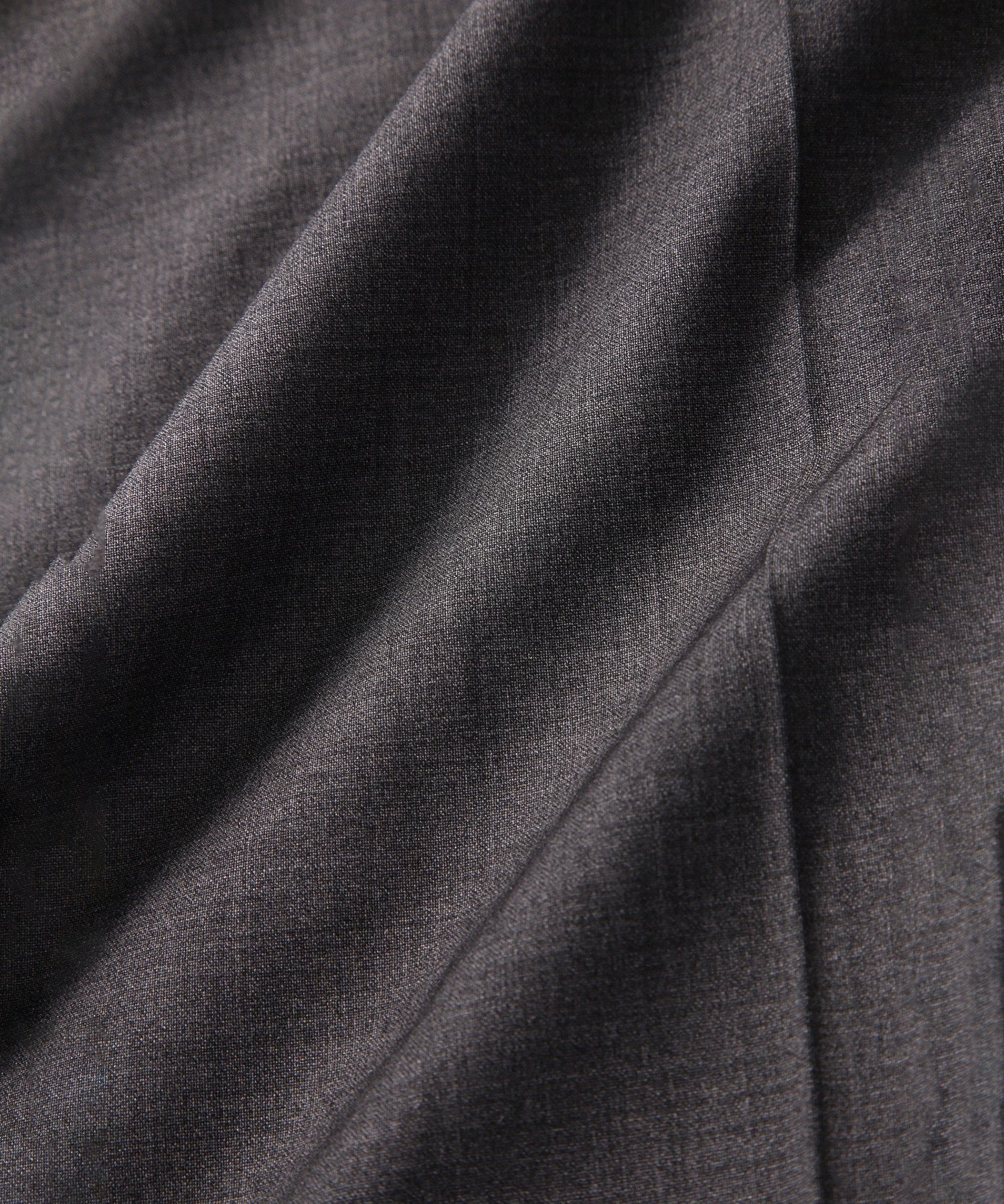 スーチングフロントスリットワンドパンツ