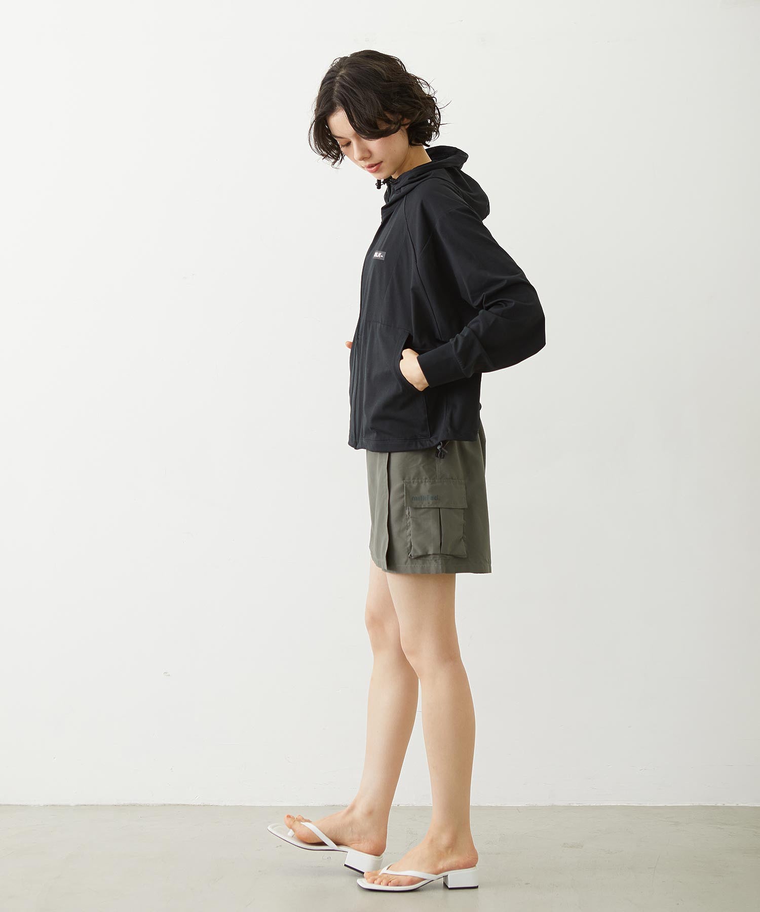 RASH GUARD ZIP HOODIE