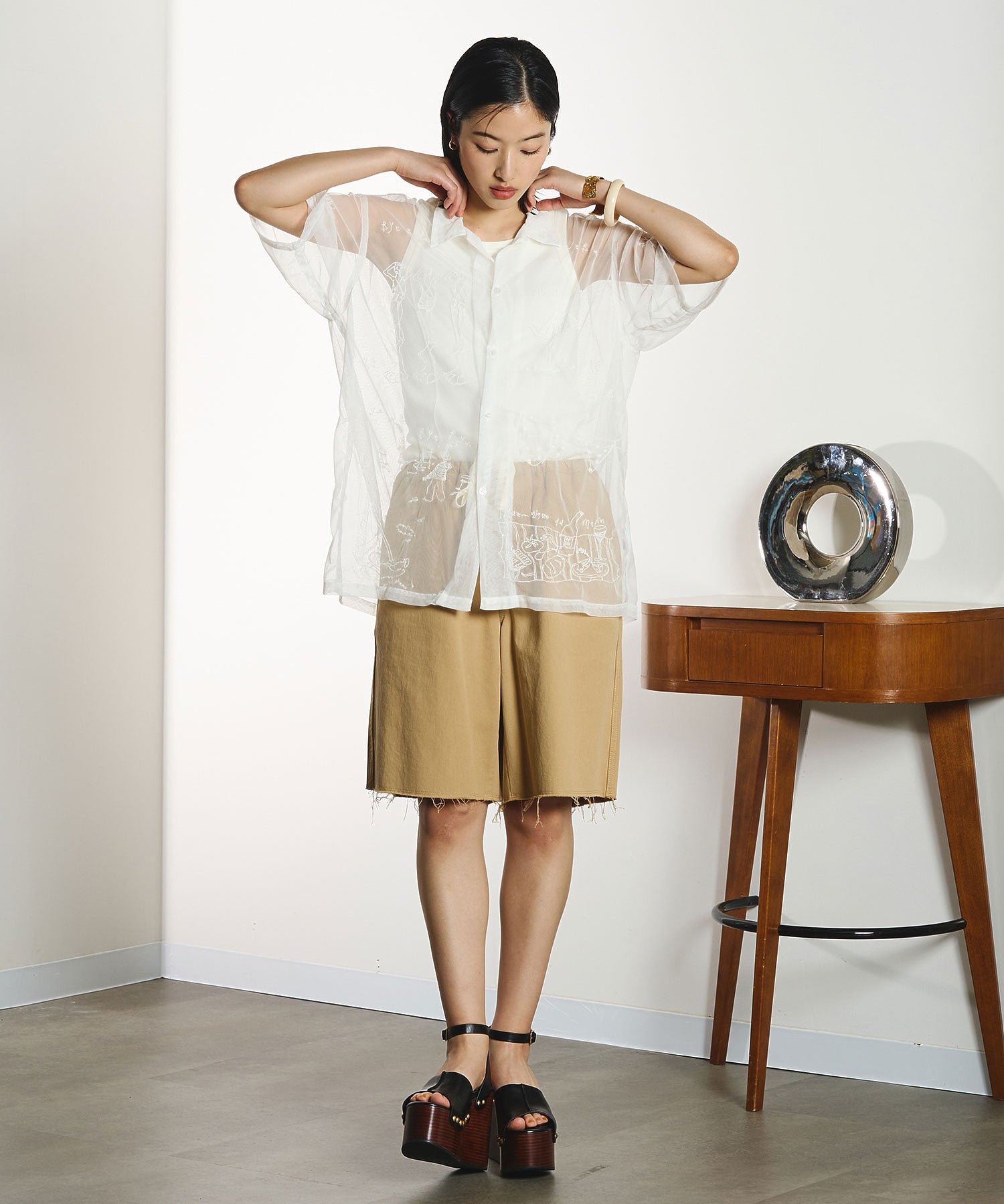 【ROSE BUD別注】INDIA IS BEAUTIFUL/EMBROIDERED SHEER TULLE SHIRT