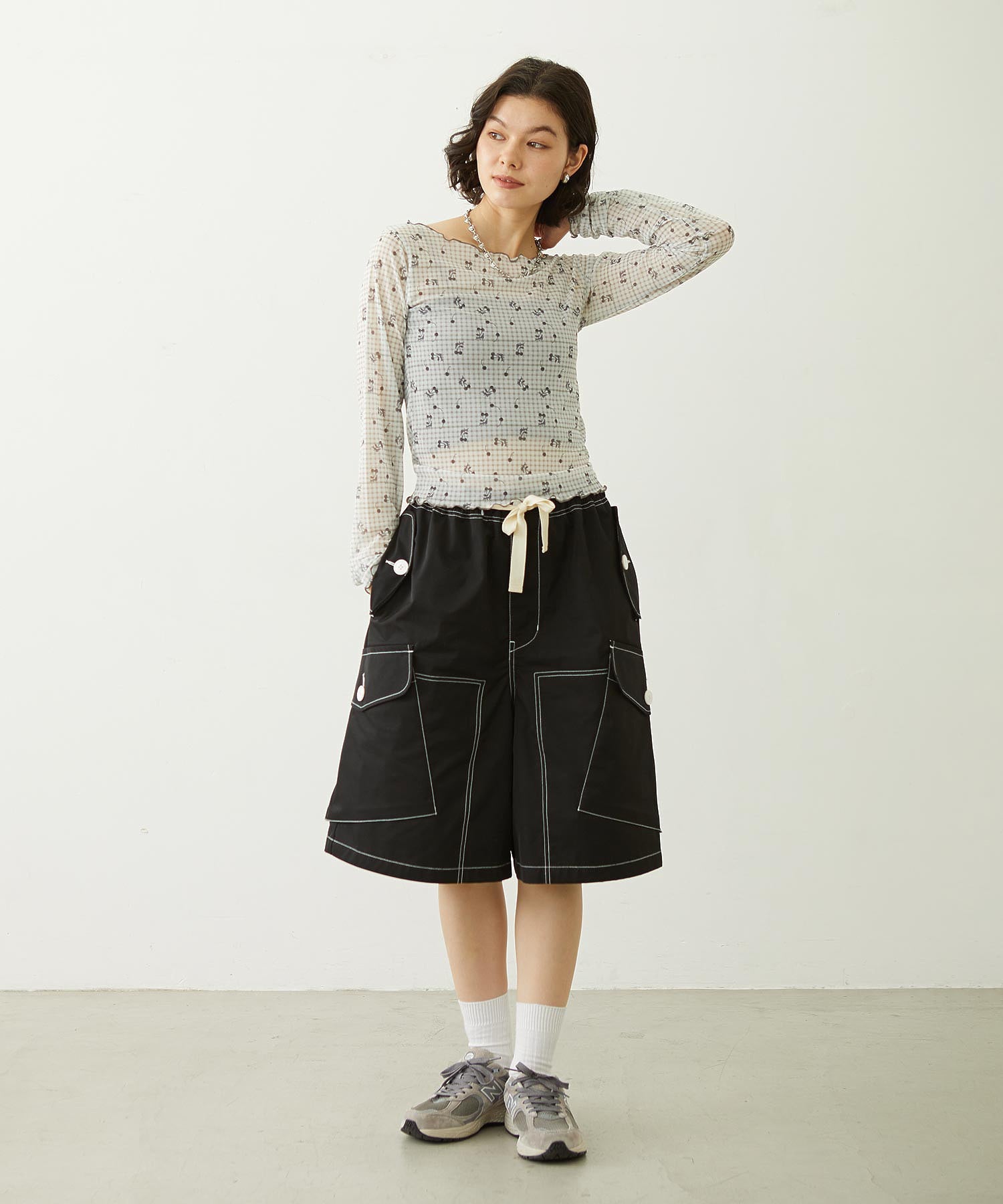 BIG POCKET CARGO HALF SHORTS