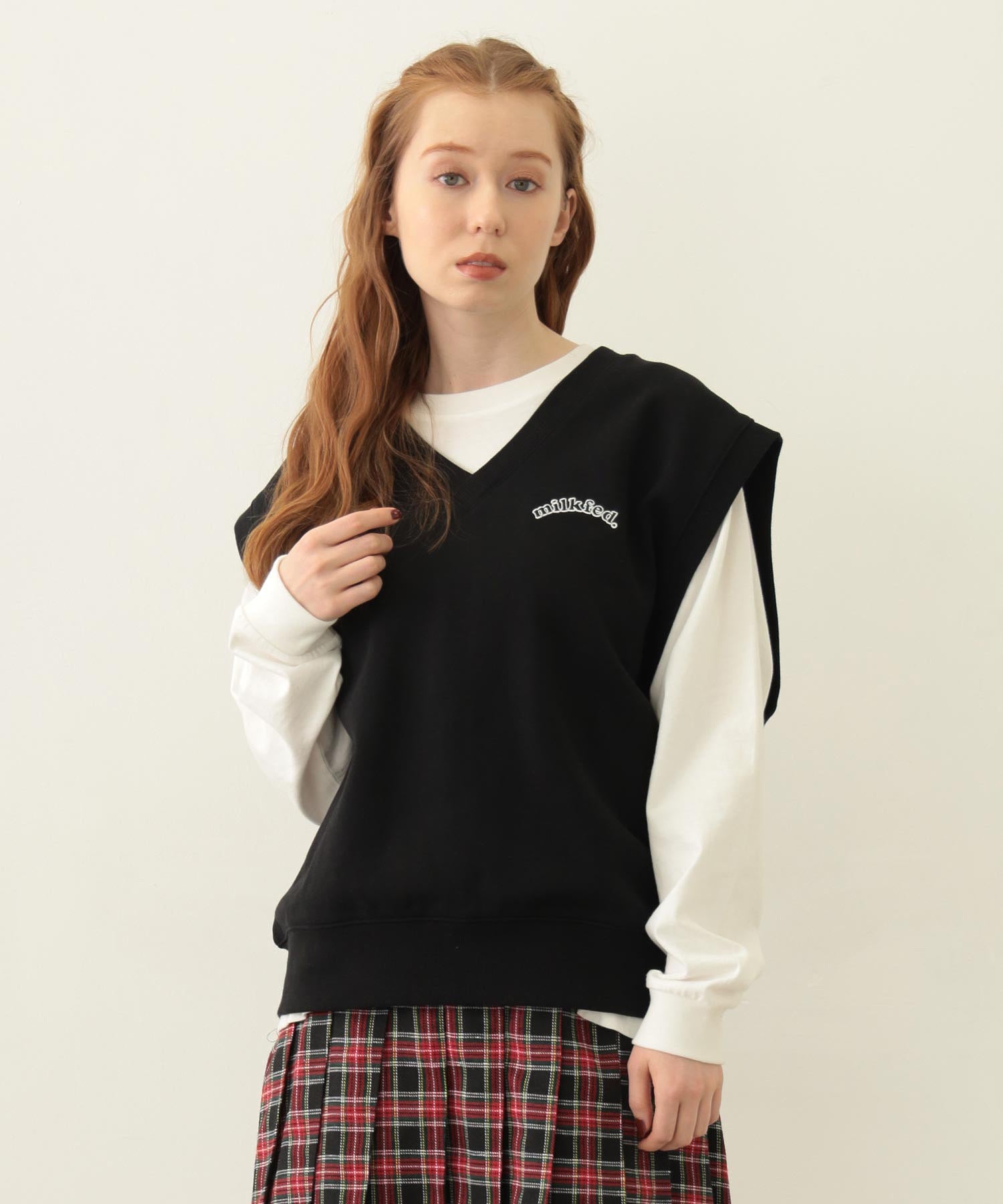 V-NECK SWEAT VEST