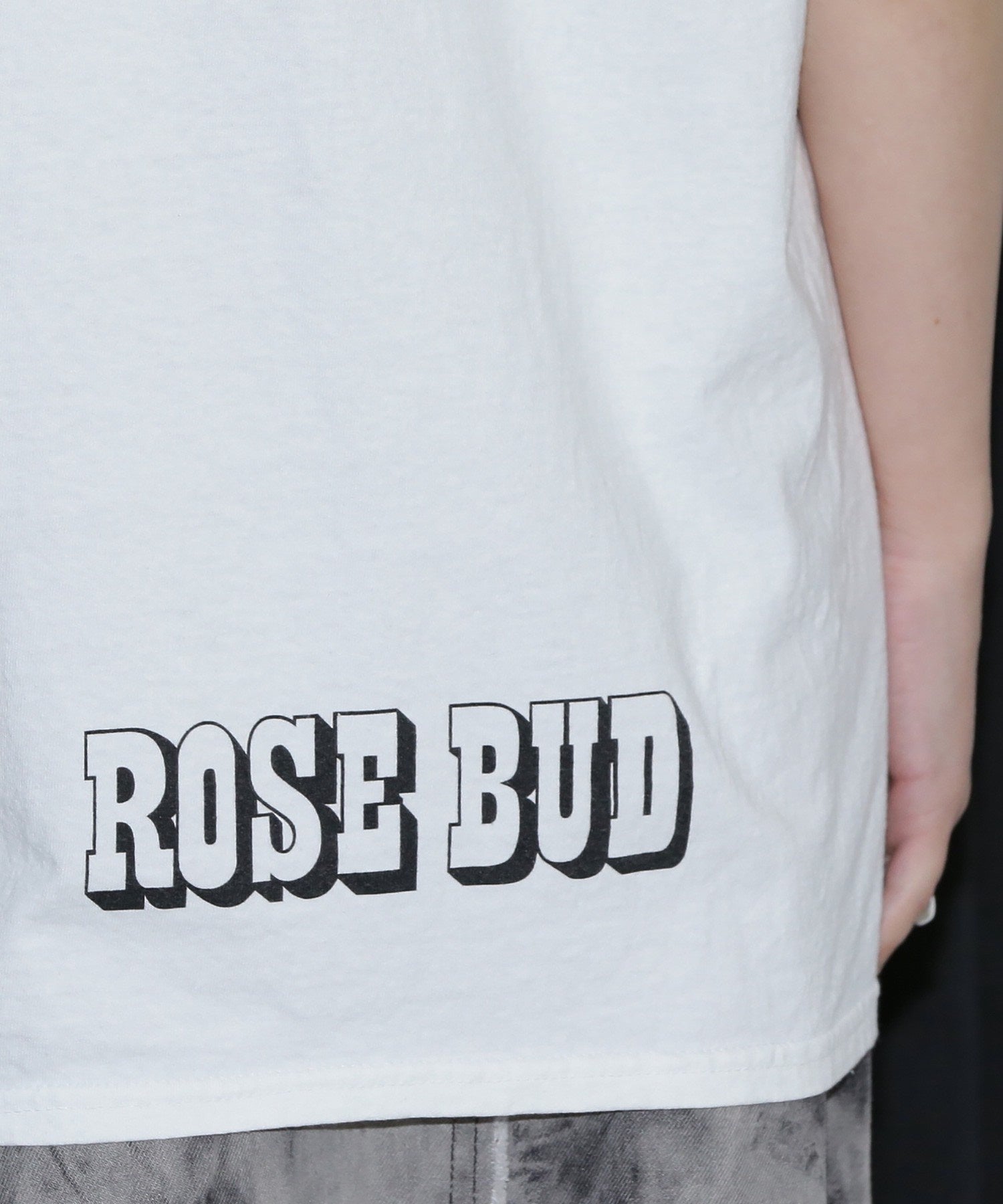 SANFRANCISCO.NNECT. × ROSE BUD Tシャツ