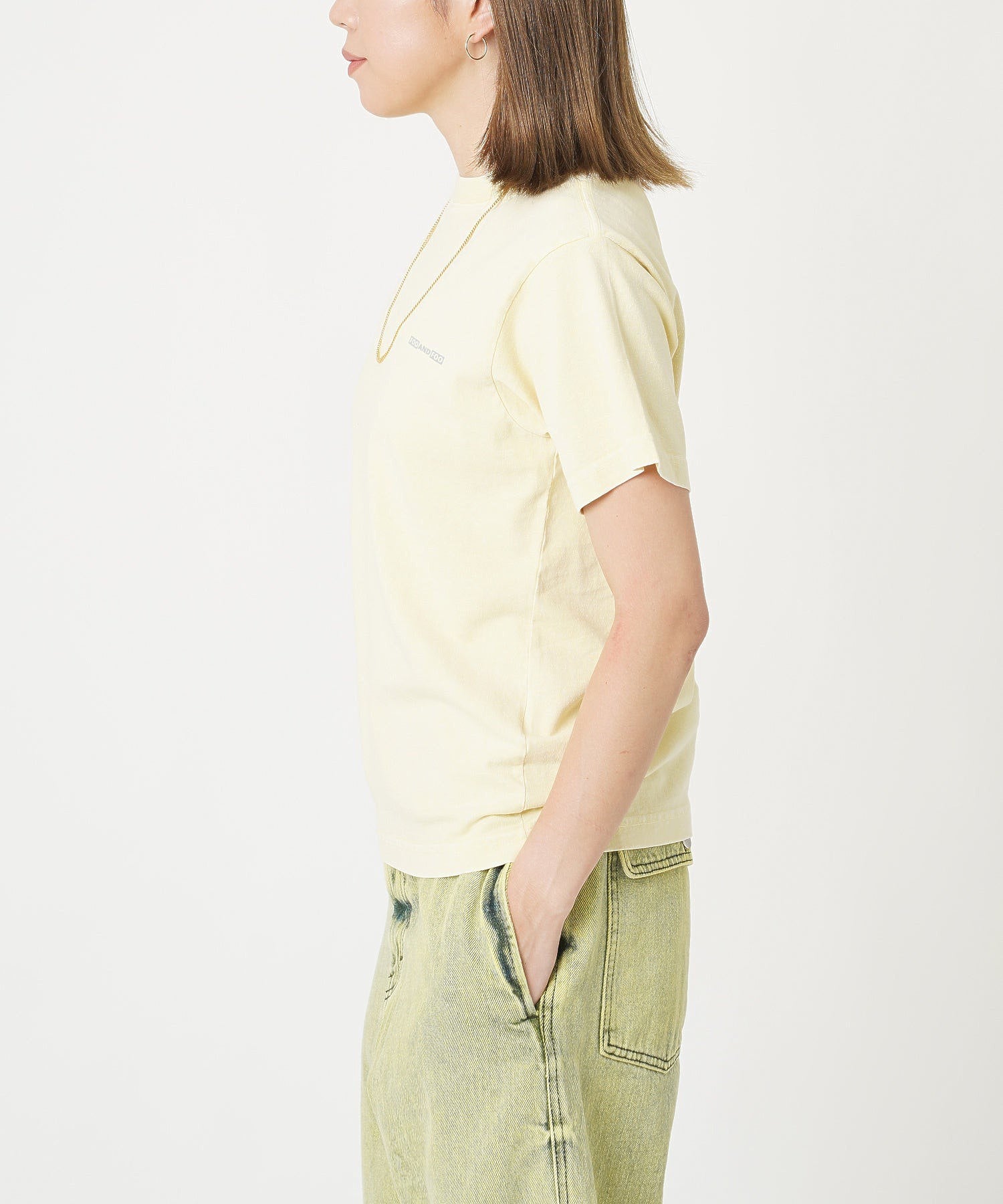 model：162cm / 着用サイズ：Sサイズ