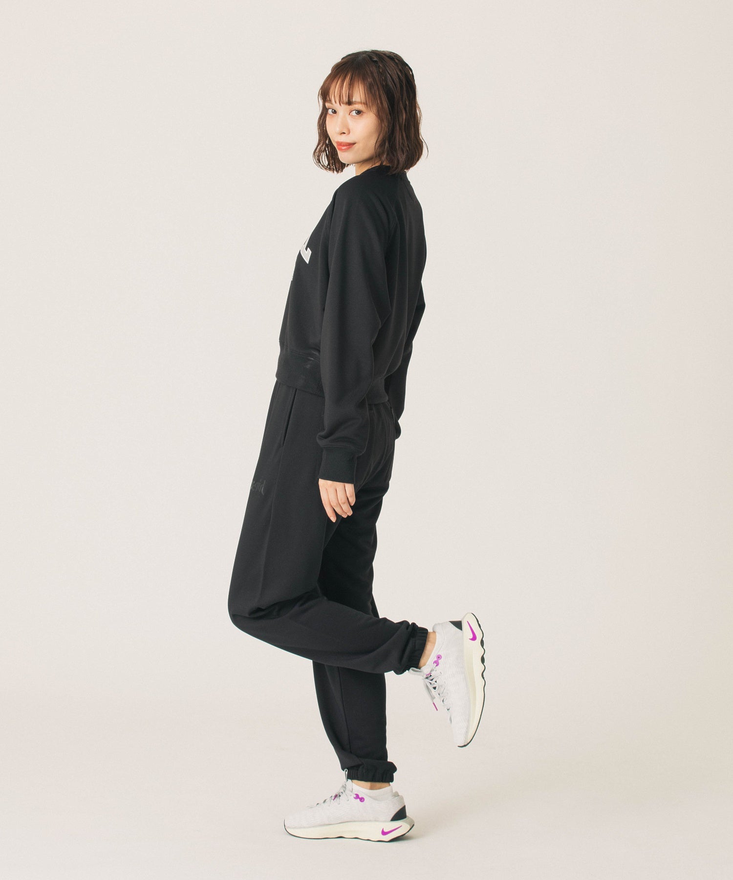 SWEAT PANTS