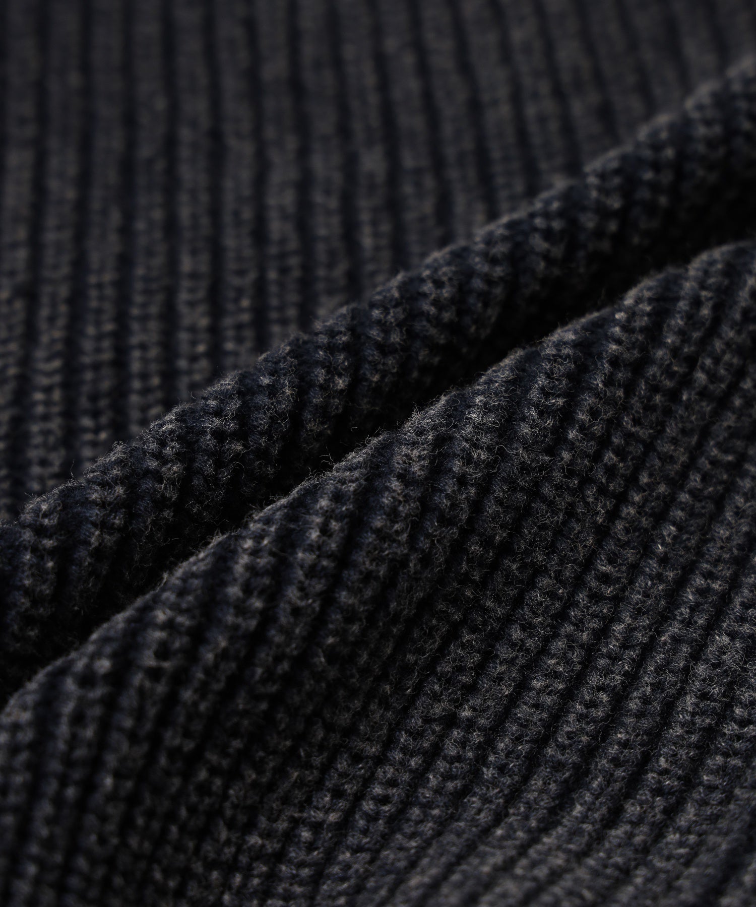 FADED ZIP HOODED SWEATER