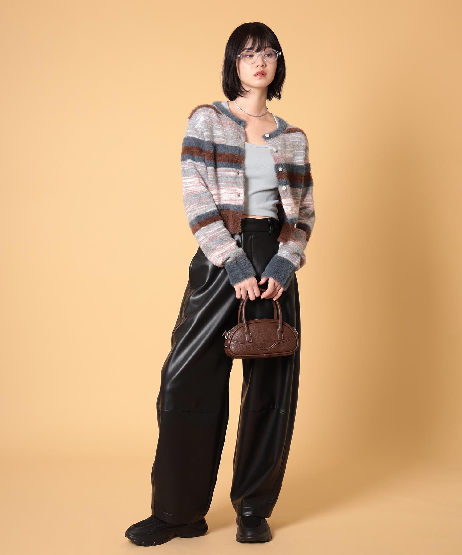 レザーカーブパンツ