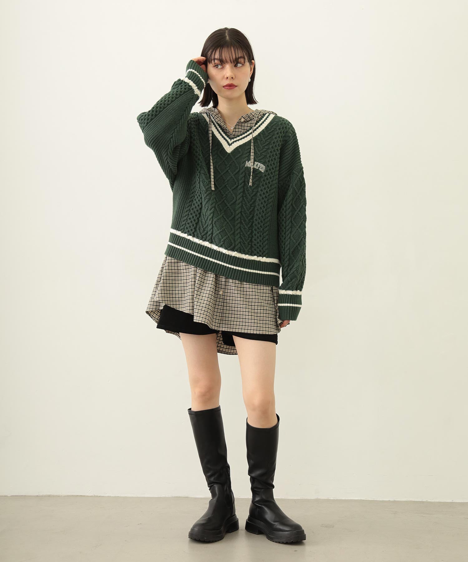 MILKFED. PATCH V-NECK KNIT