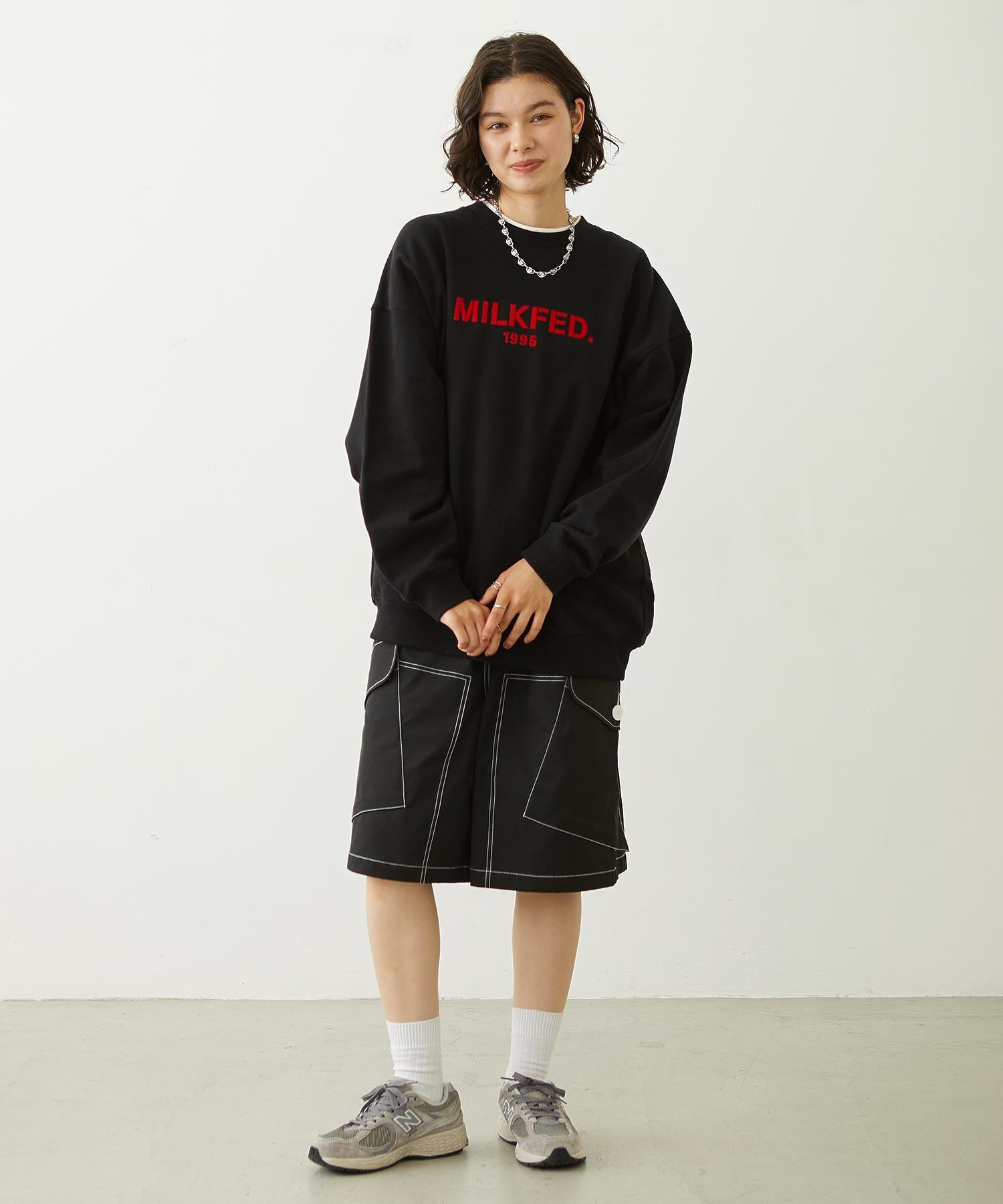 STENCIL LOGO WIDE CREW SWEAT TOP