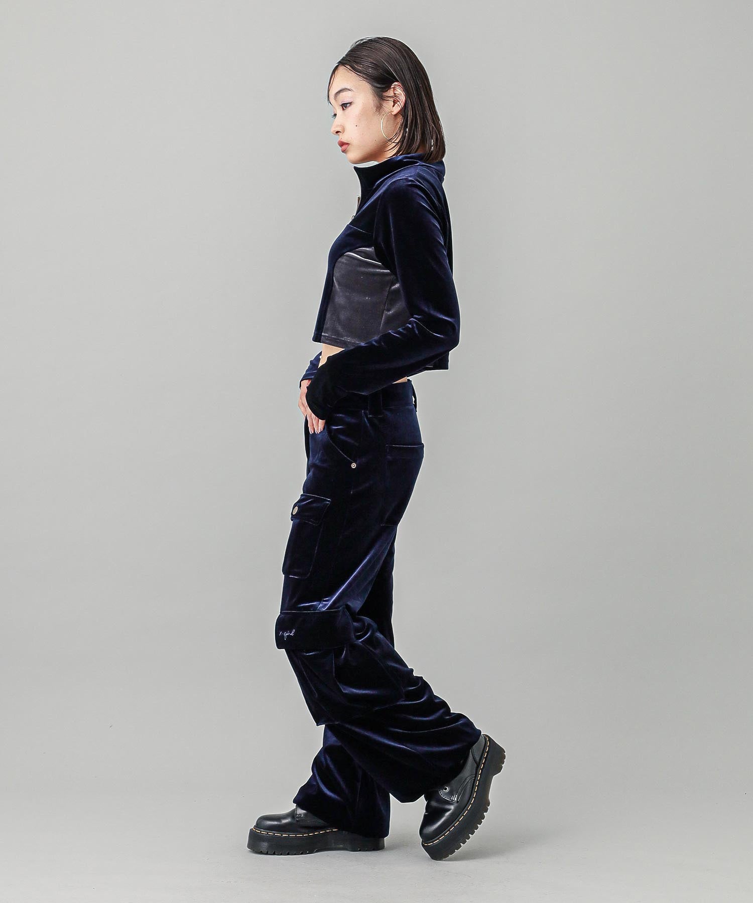 VELOUR HALF ZIP TOP