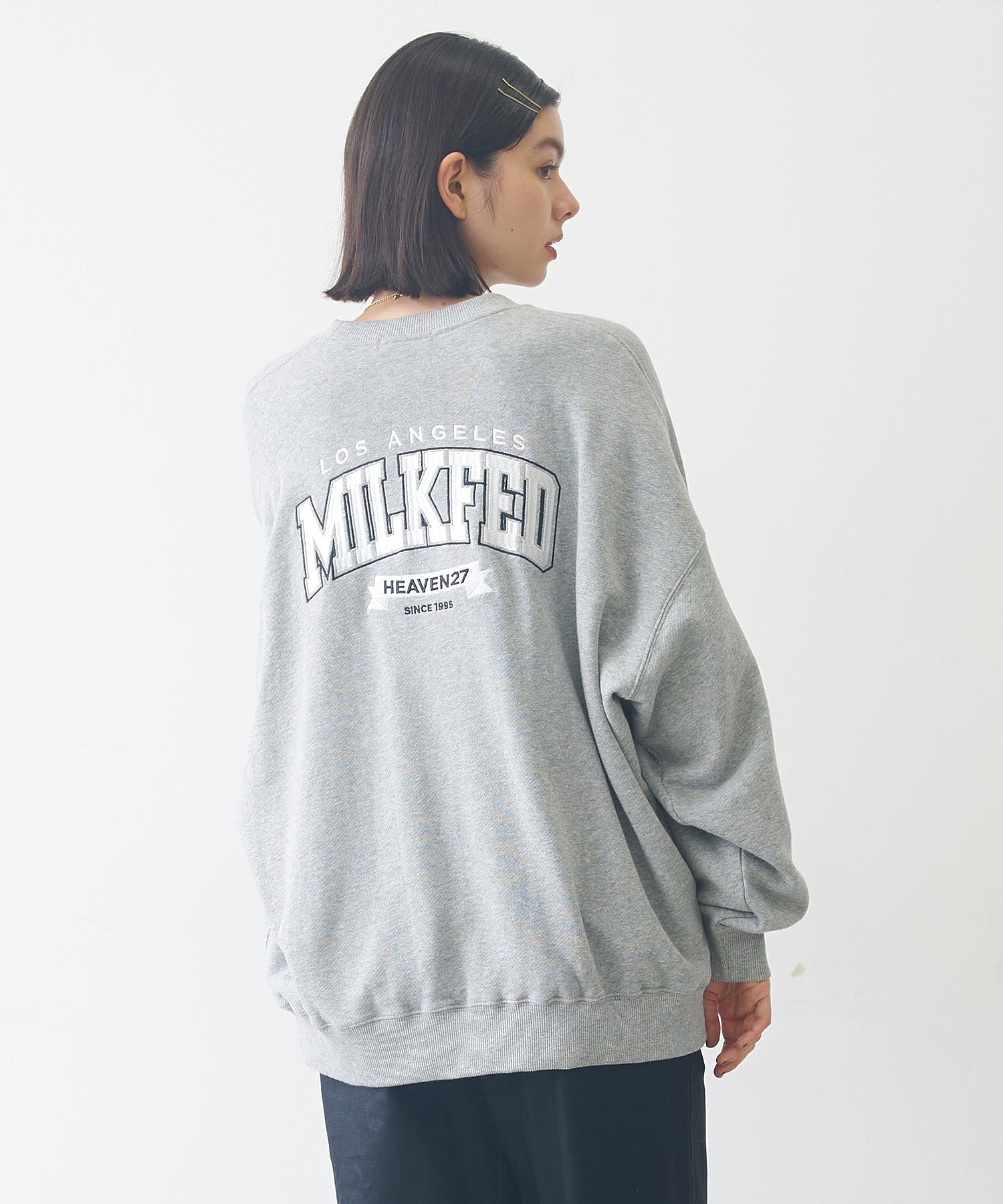 COLLEGE LOGO SWEAT TOP