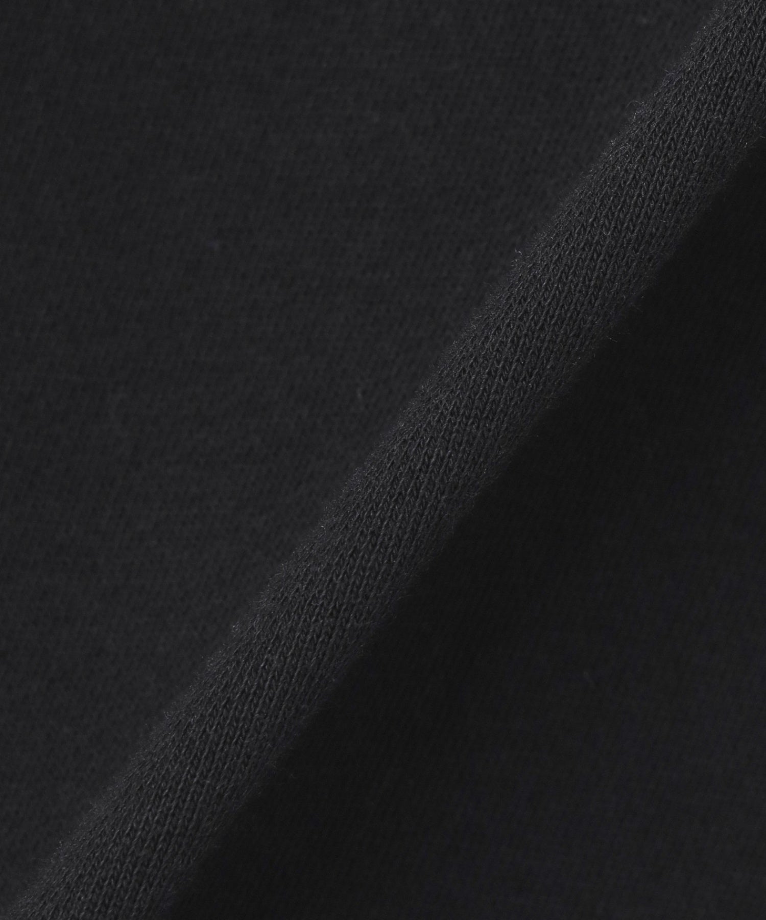 ANONYMITY CREWNECK SWEAT TOP