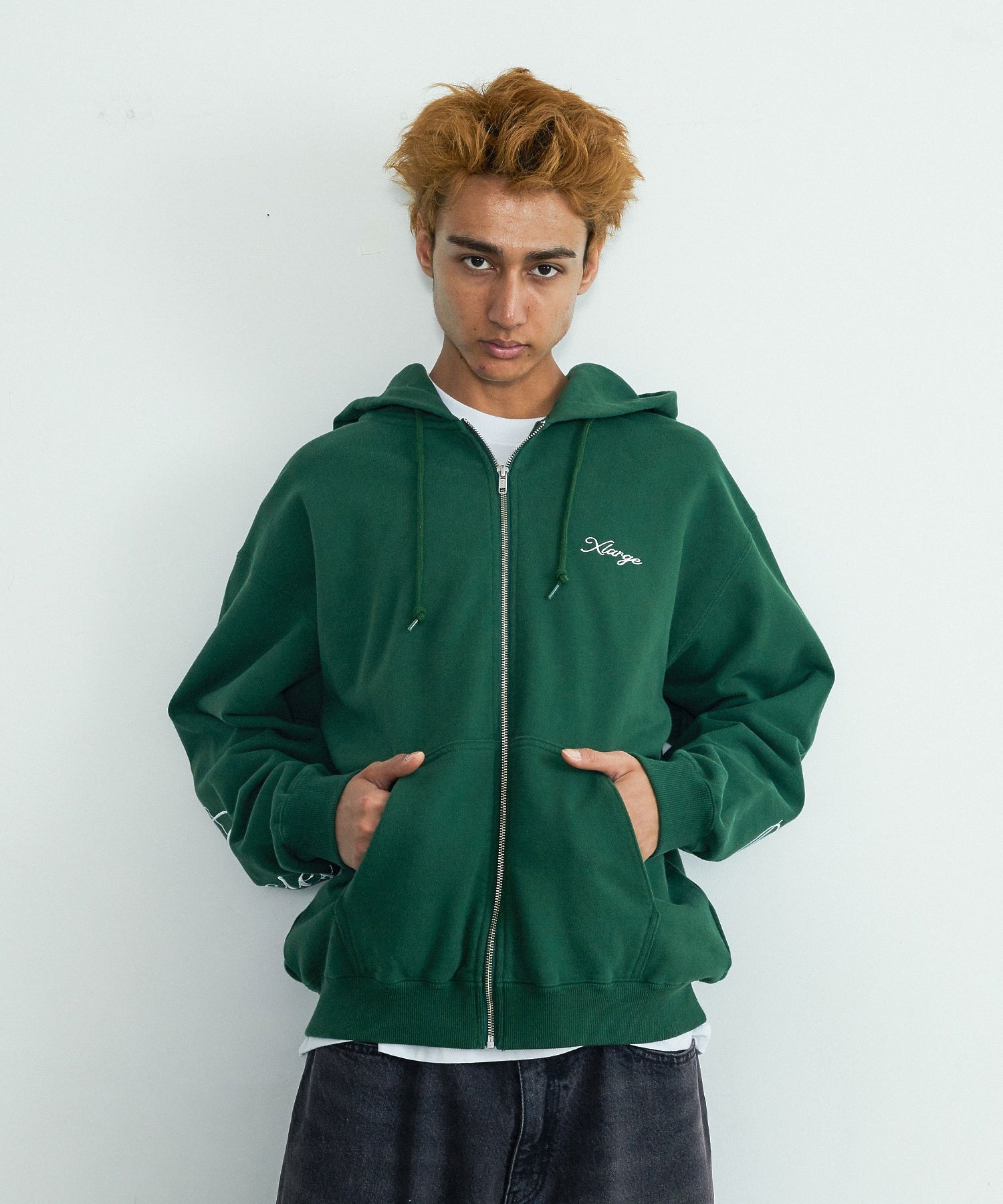 CURSIVE ZIP UP HOODED SWEATSHIRT
