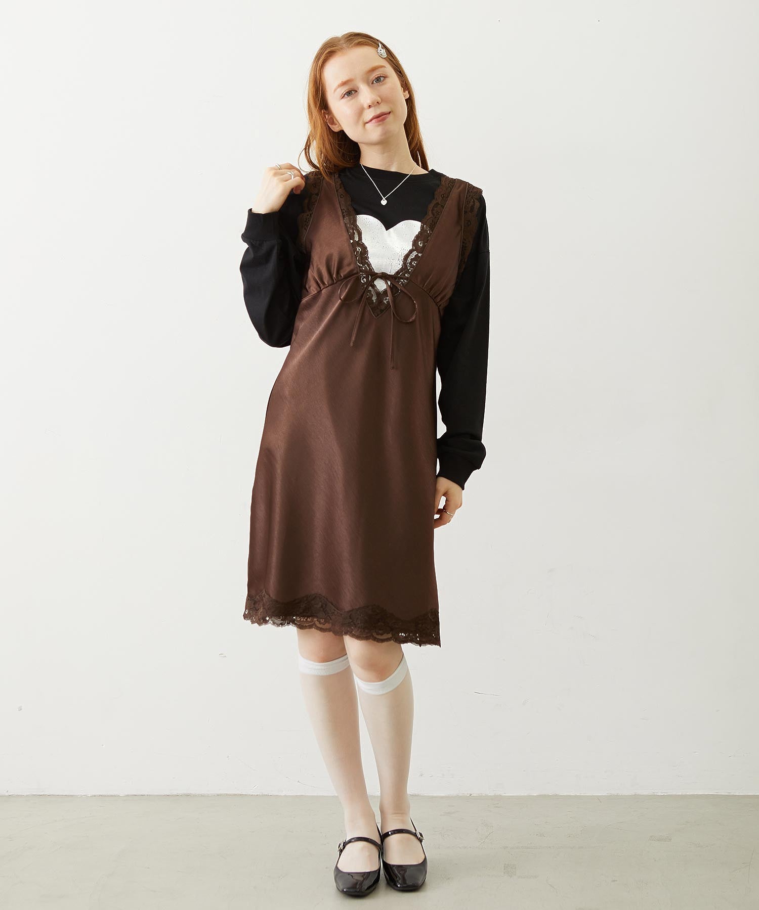 V-NECK LACE DRESS