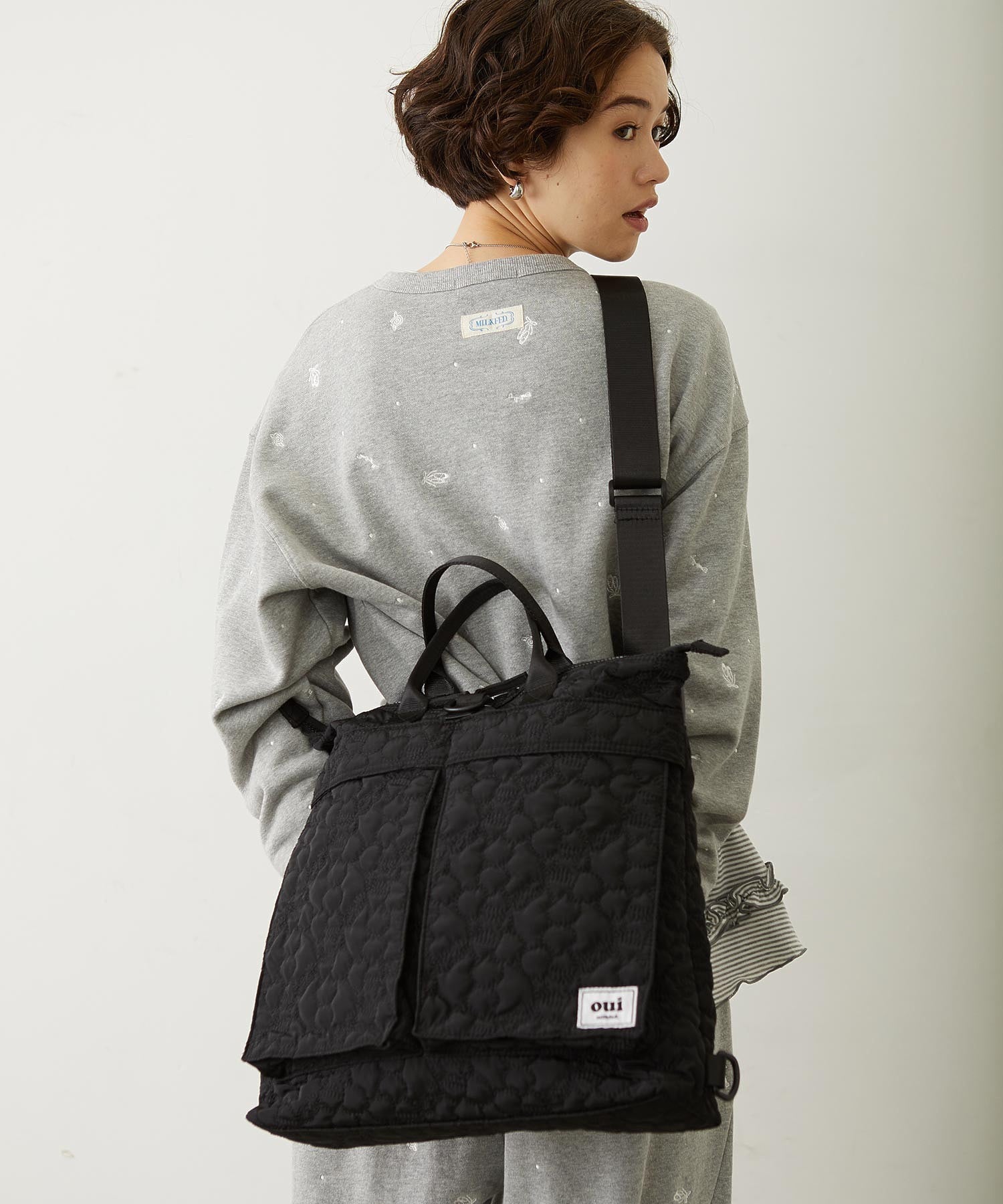 CHERRY QUILTED HELMET BAG