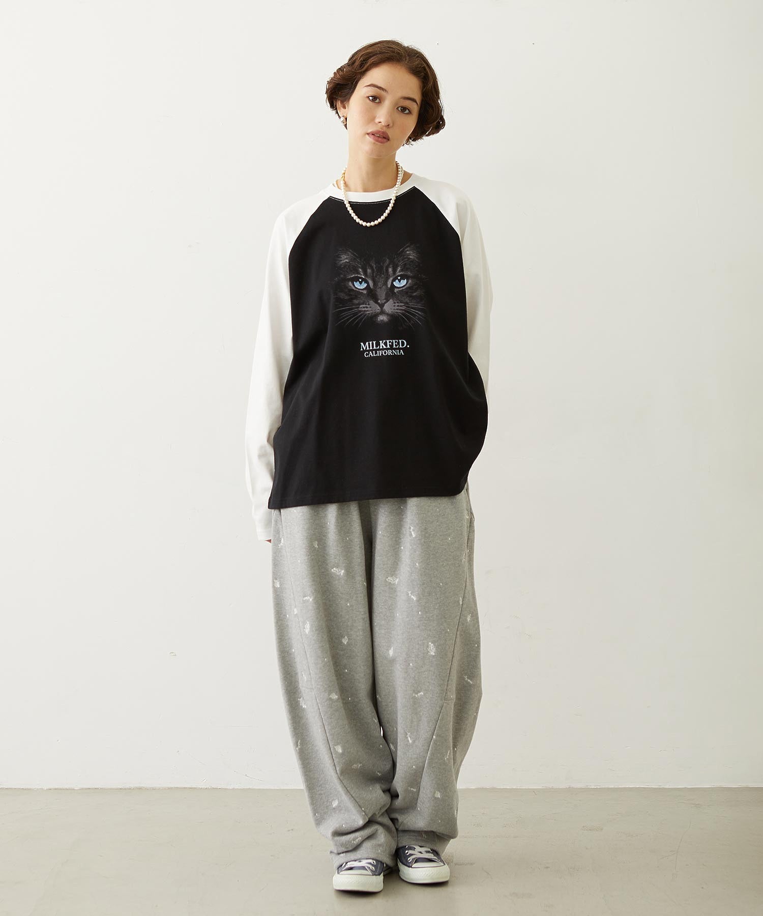 CAT HEART EYES B/B TEE