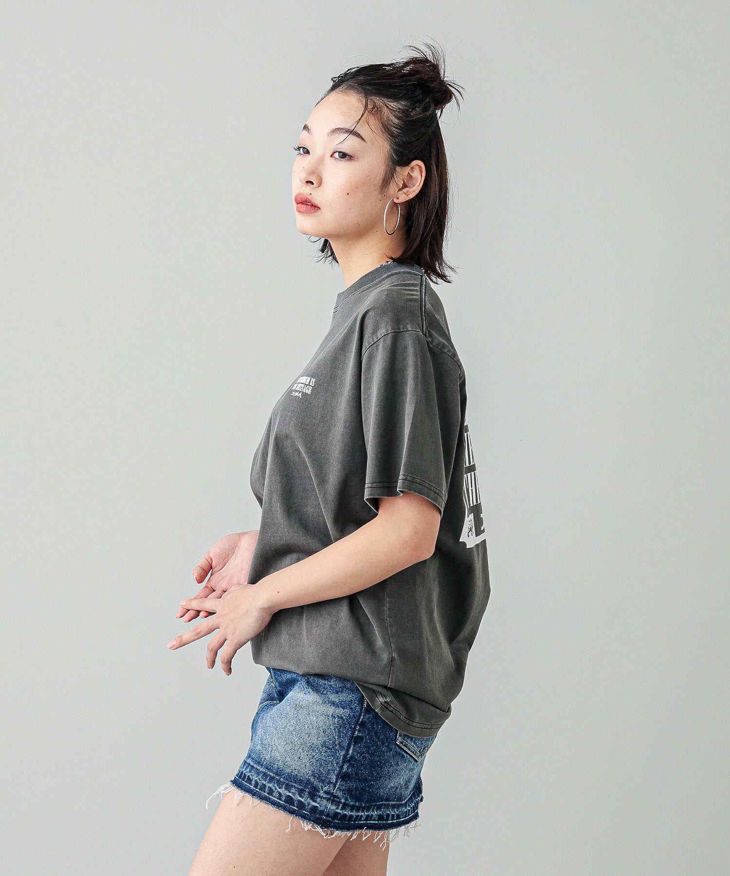 VINTAGE LABEL FACE LOGO S/S TEE