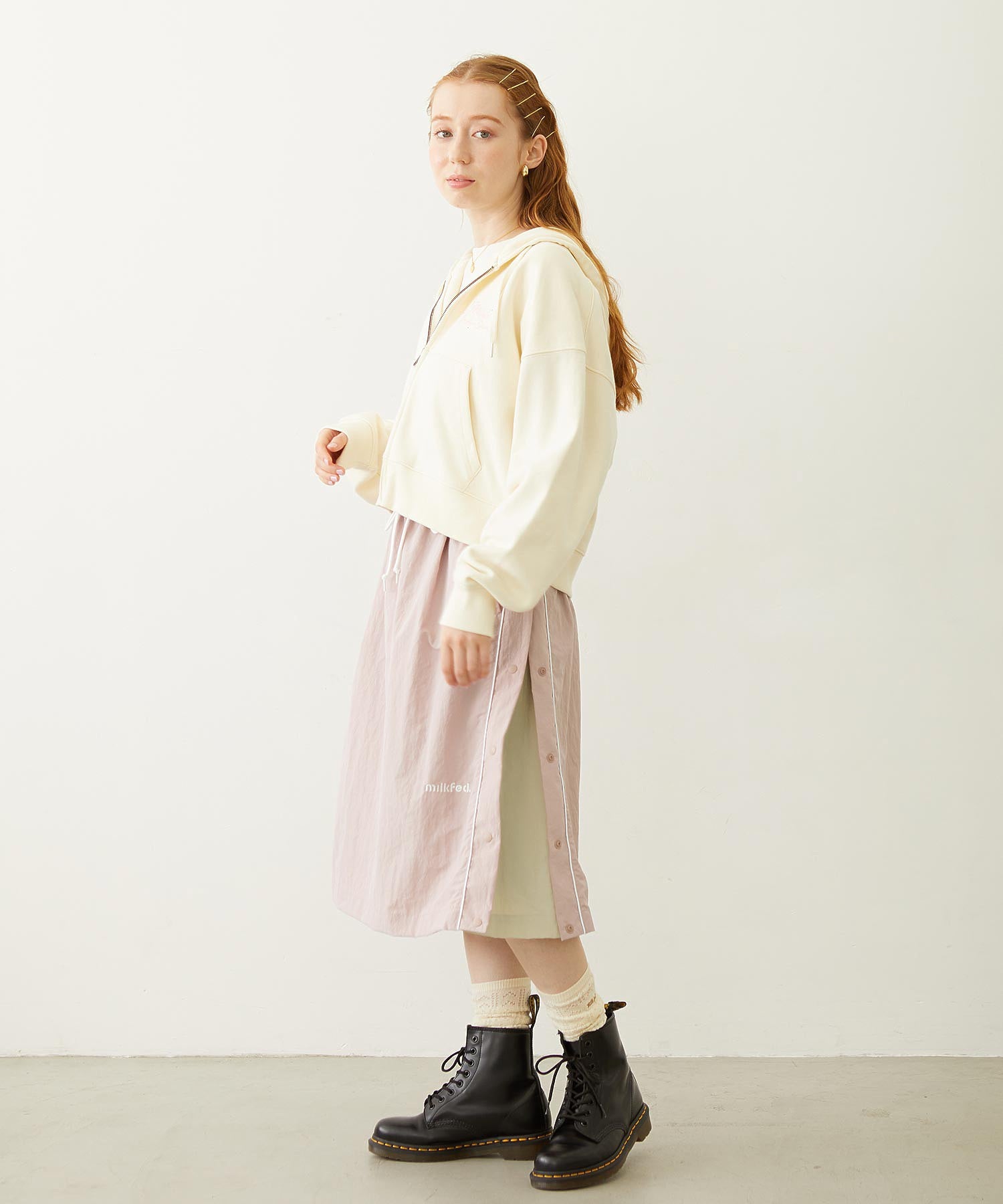 RHINESTONE LOGO SHORT ZIP UP HOODIE