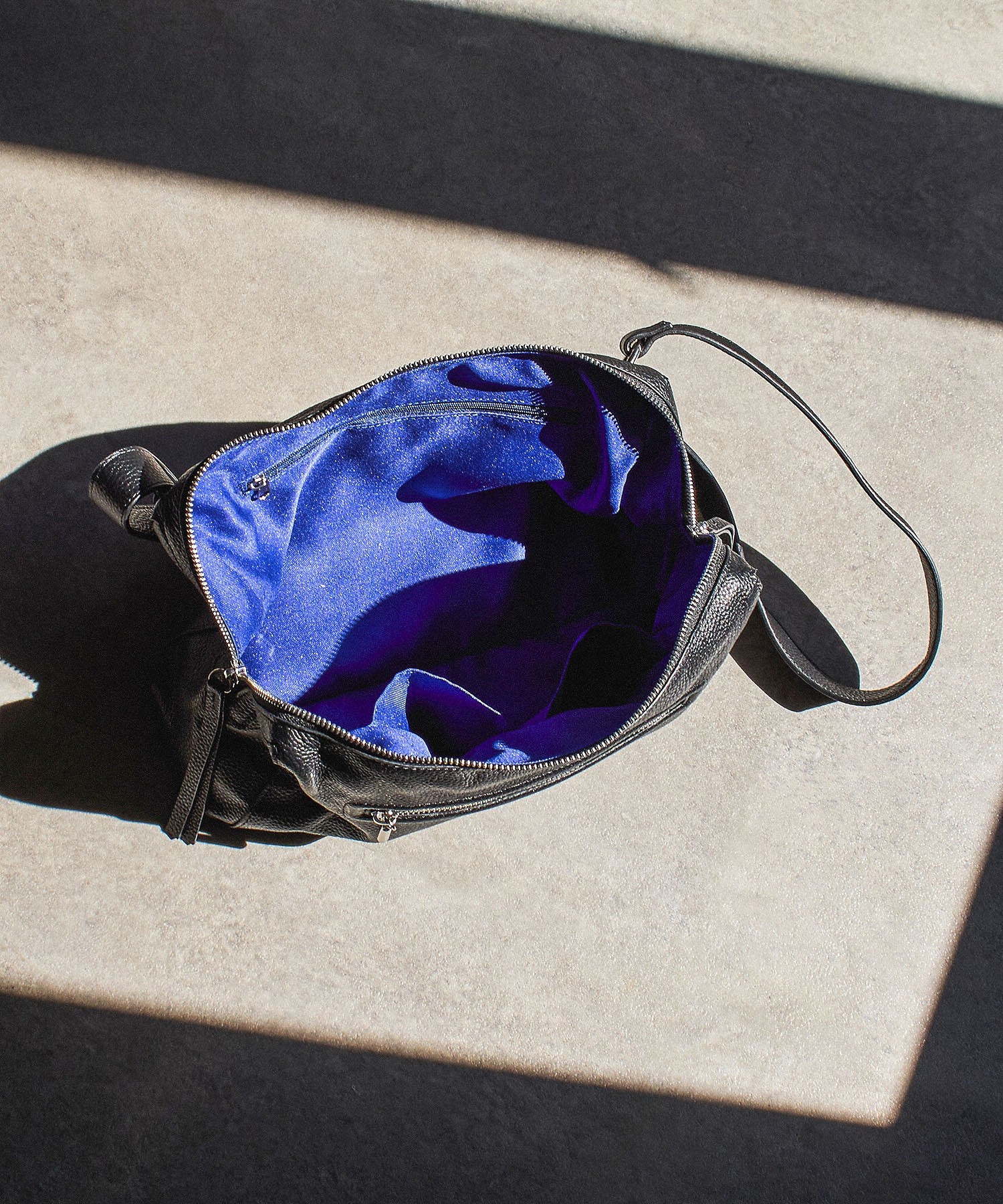 BEAURE/LEATHER BIG SHOULDER BAG