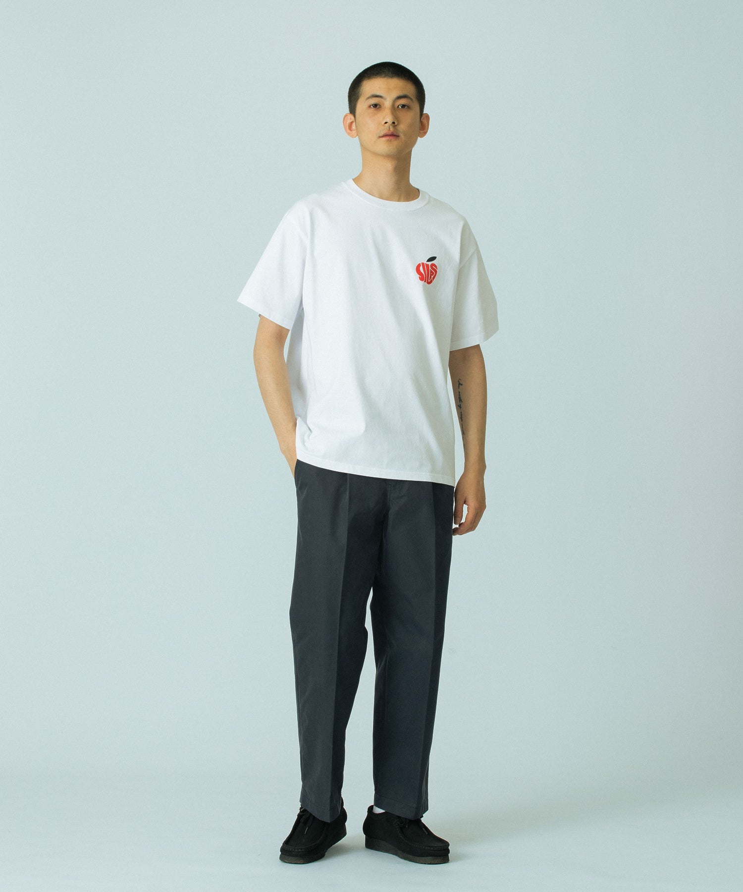 model：H183 着用サイズ：L